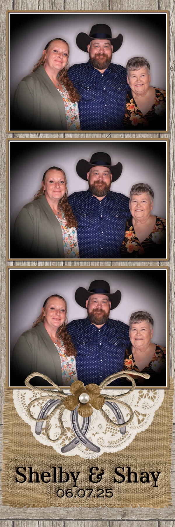 Shelby and Shay's Wedding | View more photos from the event at gallery.photoboothbillings.com/u/PhotoBoothBillings/Shelby-and-Shays-Wedding