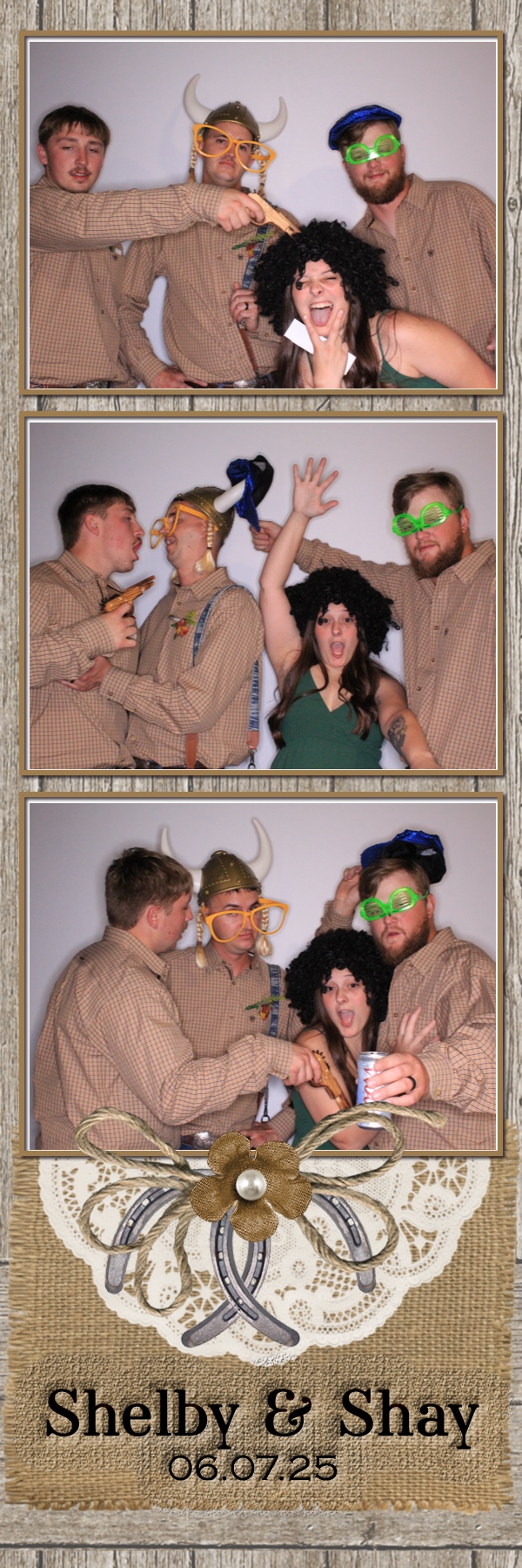 Shelby and Shay's Wedding | View more photos from the event at gallery.photoboothbillings.com/u/PhotoBoothBillings/Shelby-and-Shays-Wedding