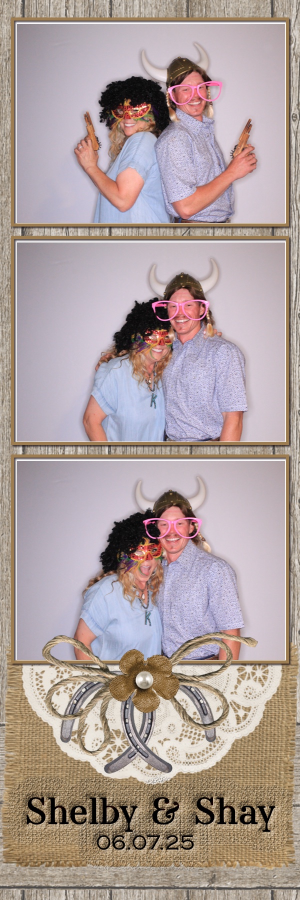 Shelby and Shay's Wedding | View more photos from the event at gallery.photoboothbillings.com/u/PhotoBoothBillings/Shelby-and-Shays-Wedding