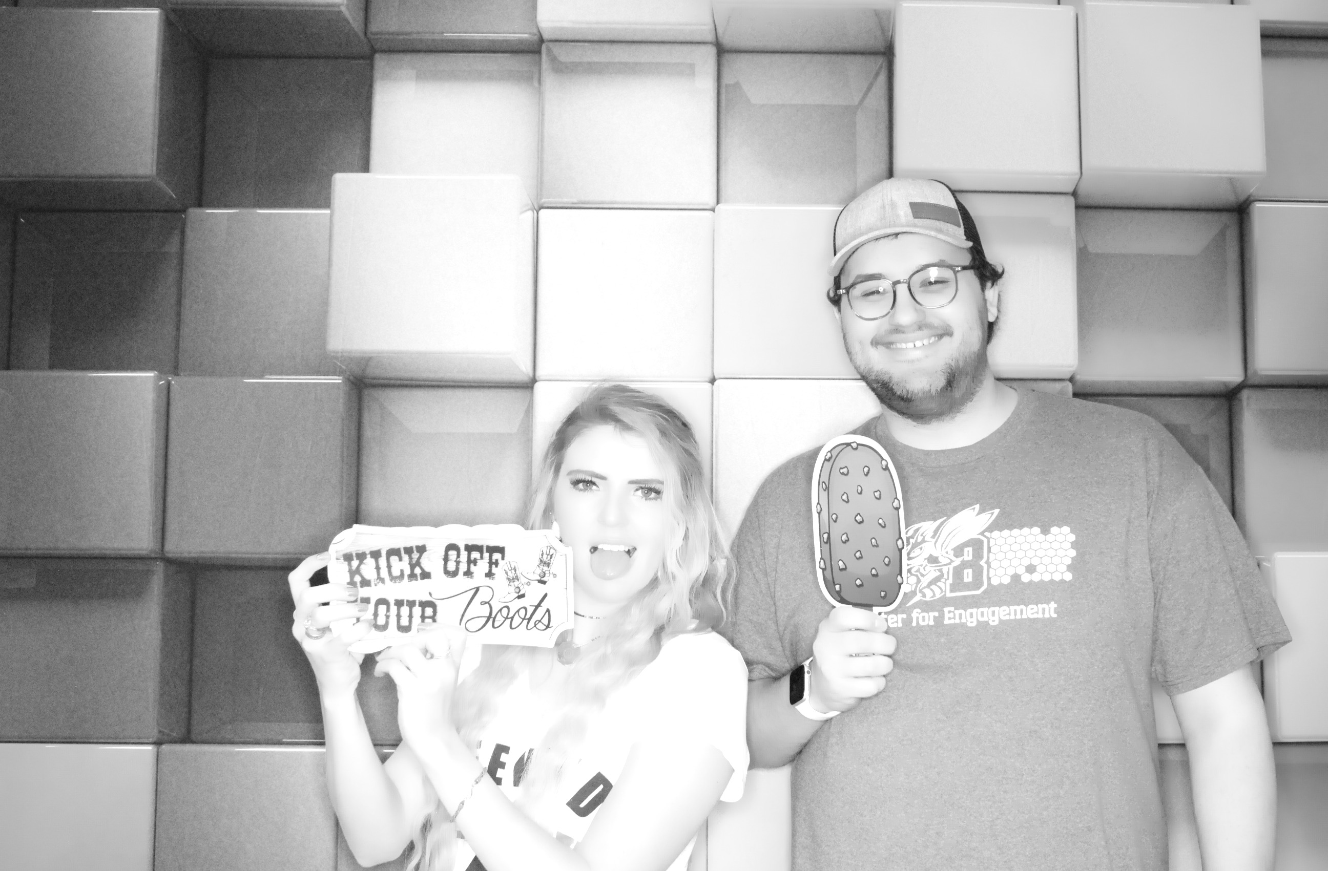 Summer Send-off | View more photos from the event at gallery.photoboothbillings.com/u/PhotoBoothBillings/Summer-Send-off-1