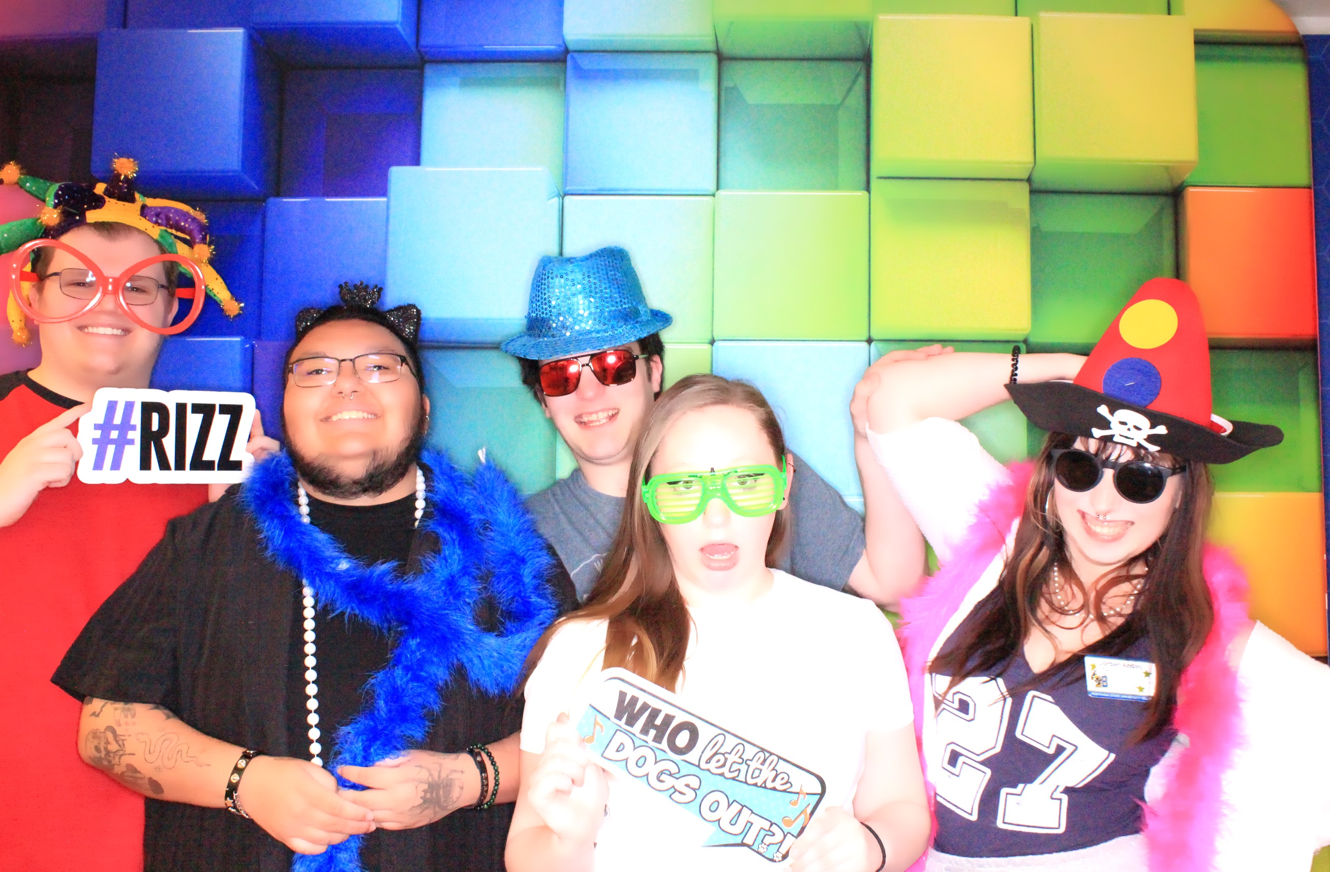Summer Send-off | View more photos from the event at gallery.photoboothbillings.com/u/PhotoBoothBillings/Summer-Send-off-1