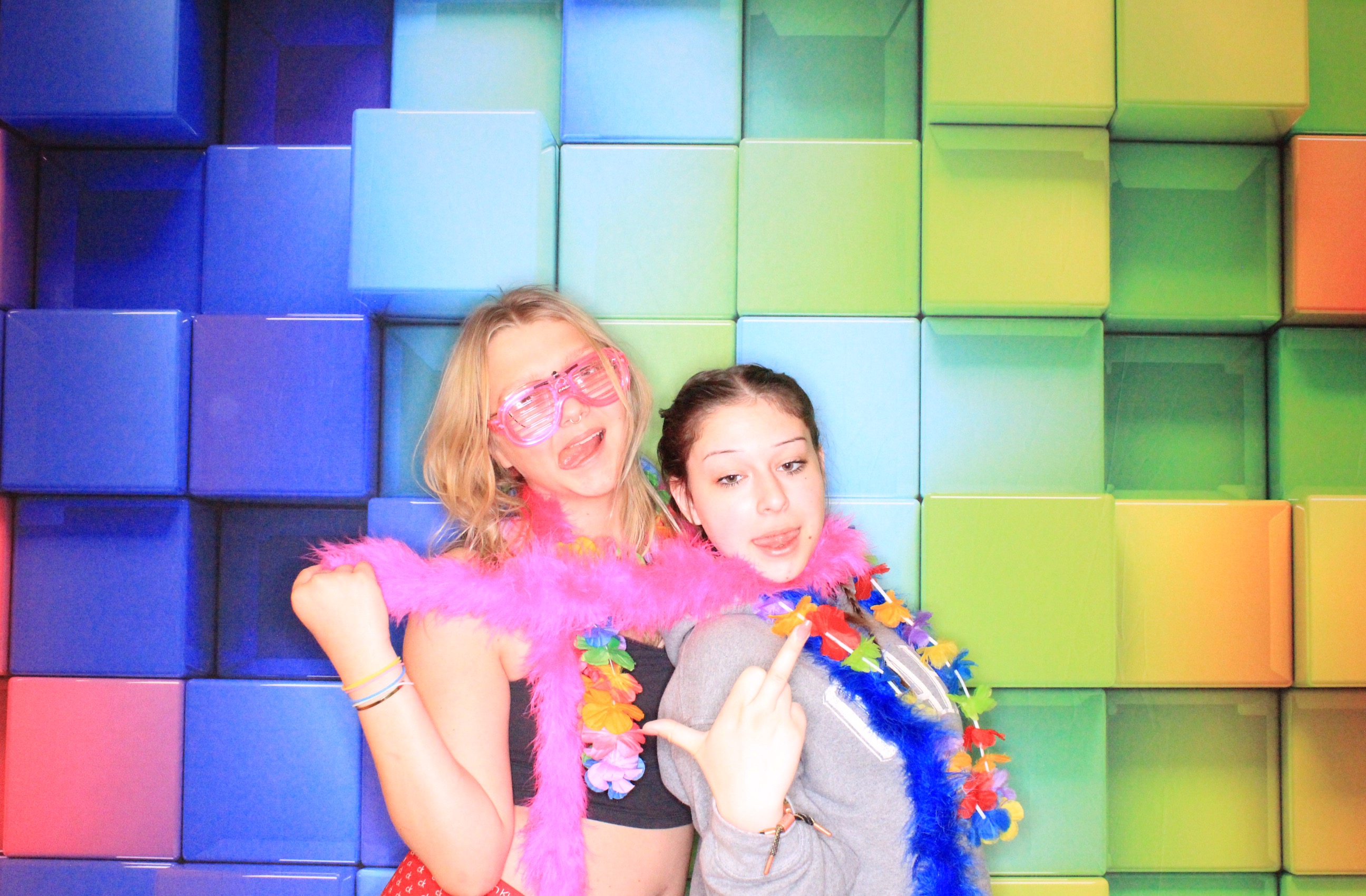 Summer Send-off | View more photos from the event at gallery.photoboothbillings.com/u/PhotoBoothBillings/Summer-Send-off-1