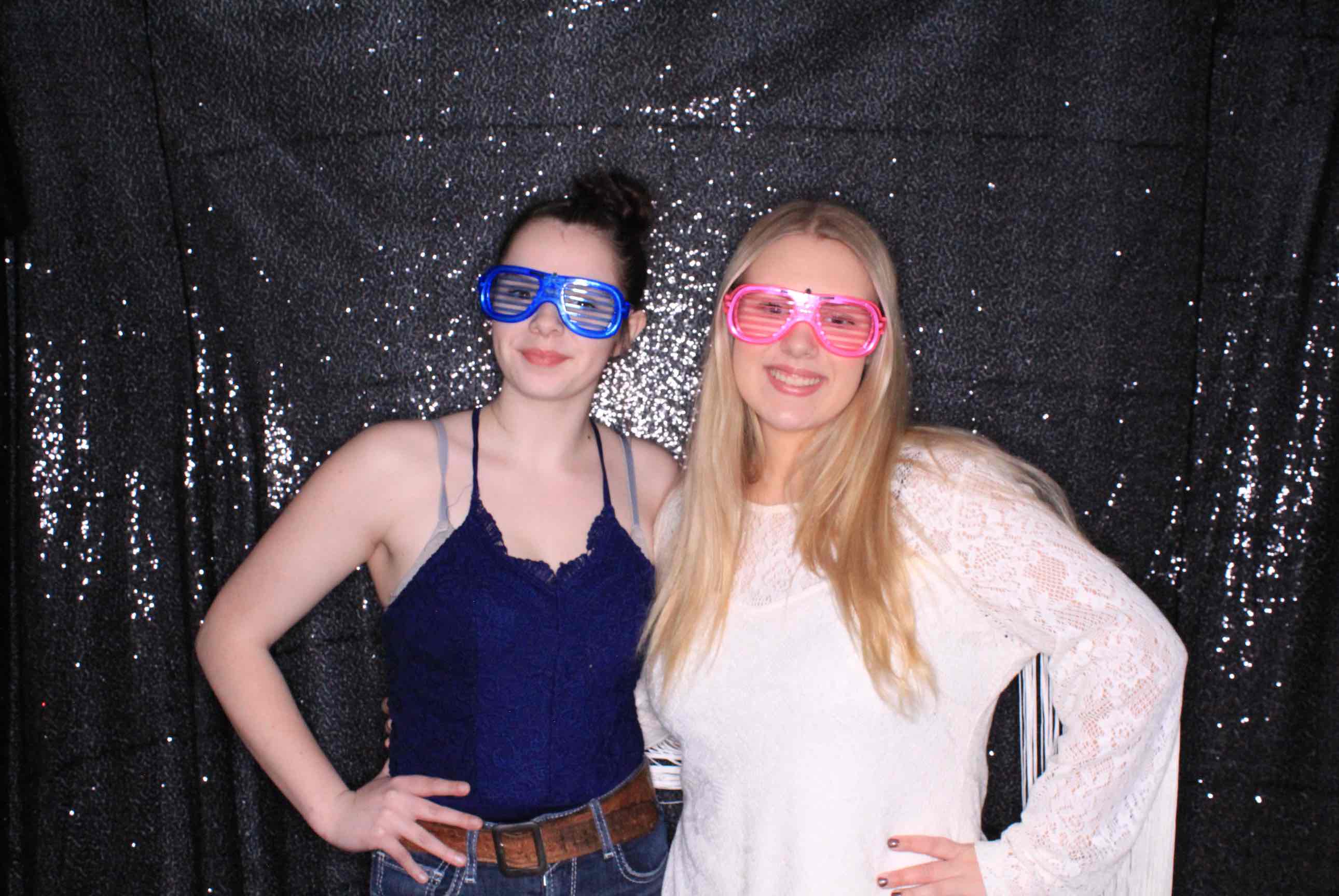 Valentine's Dance | View more photos from the event at gallery.photoboothbillings.com/u/PhotoBoothBillings/Valentines-Dance-0