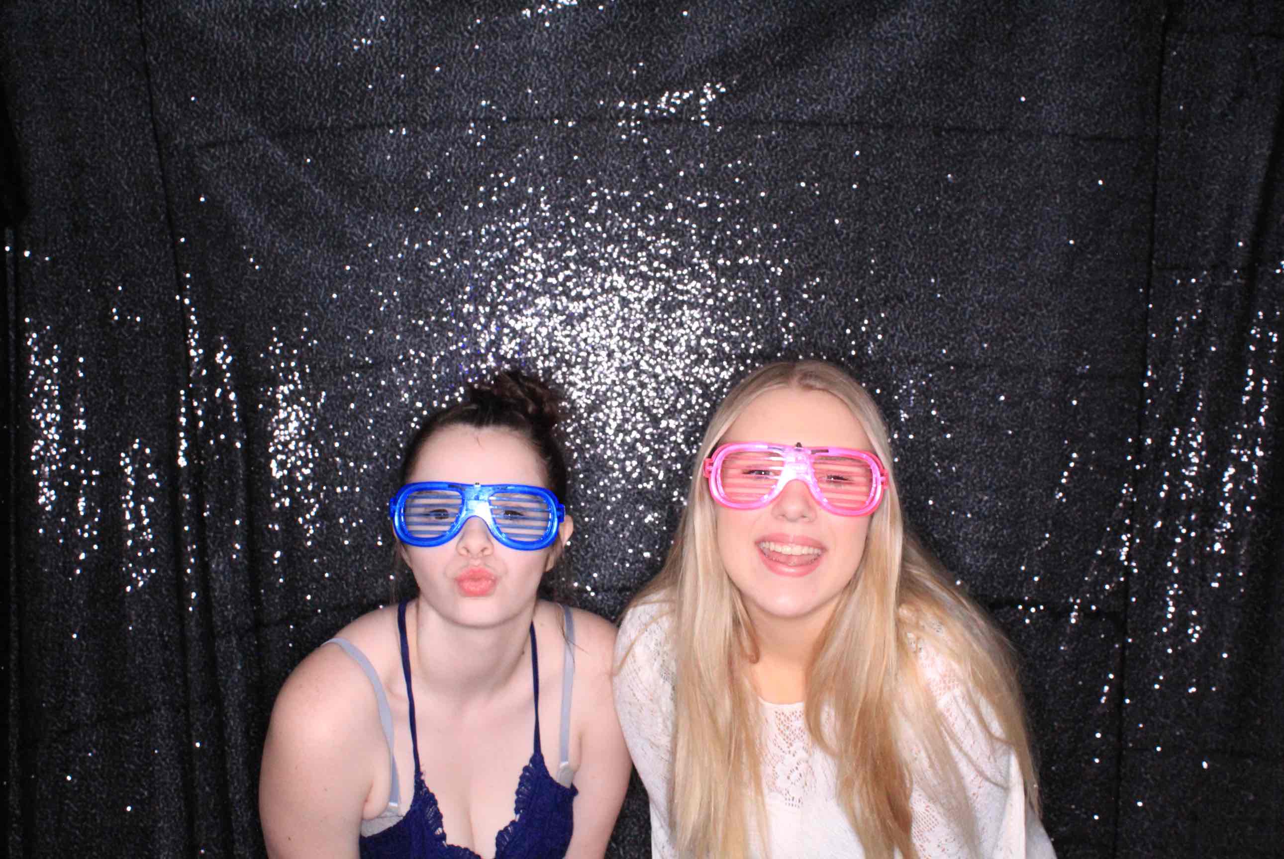 Valentine's Dance | View more photos from the event at gallery.photoboothbillings.com/u/PhotoBoothBillings/Valentines-Dance-0