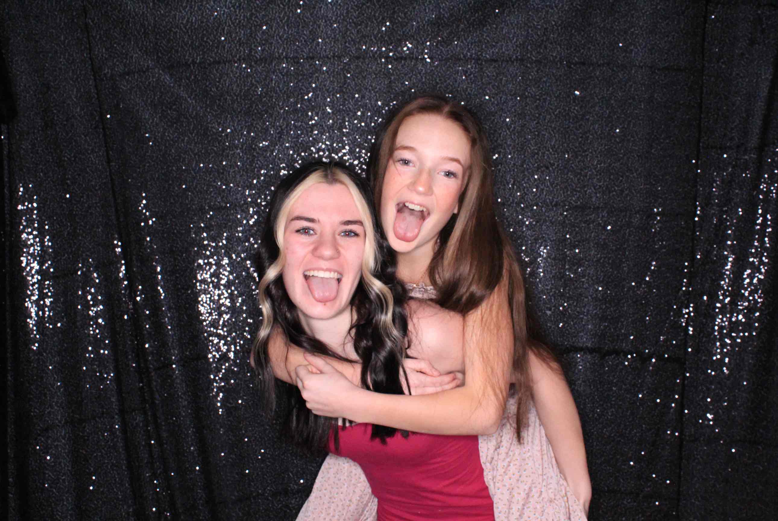 Valentine's Dance | View more photos from the event at gallery.photoboothbillings.com/u/PhotoBoothBillings/Valentines-Dance-0