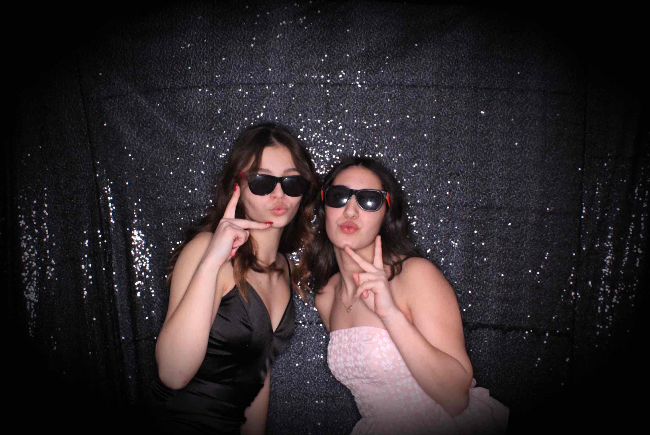 Valentine's Dance | View more photos from the event at gallery.photoboothbillings.com/u/PhotoBoothBillings/Valentines-Dance-0