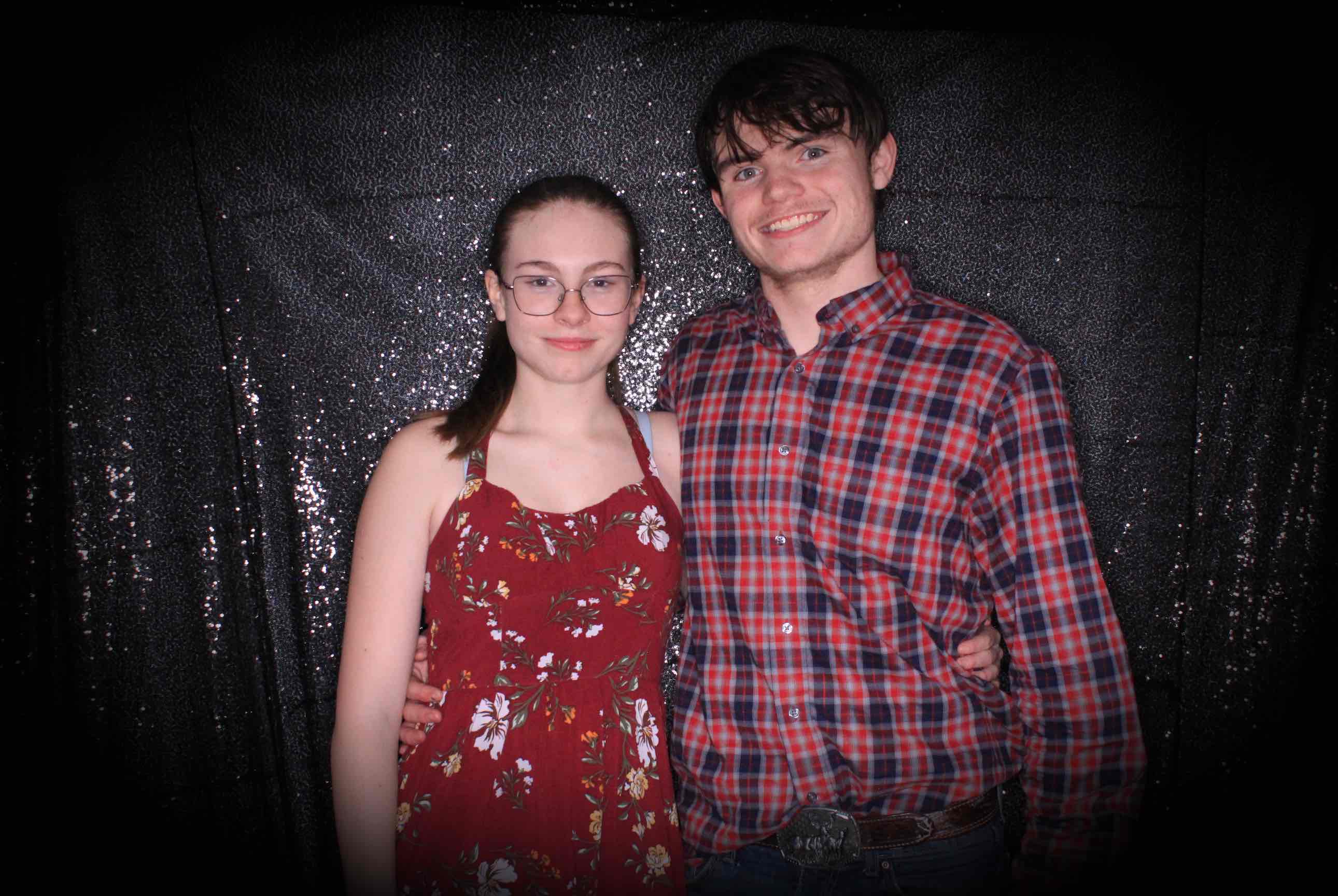 Valentine's Dance | View more photos from the event at gallery.photoboothbillings.com/u/PhotoBoothBillings/Valentines-Dance-0