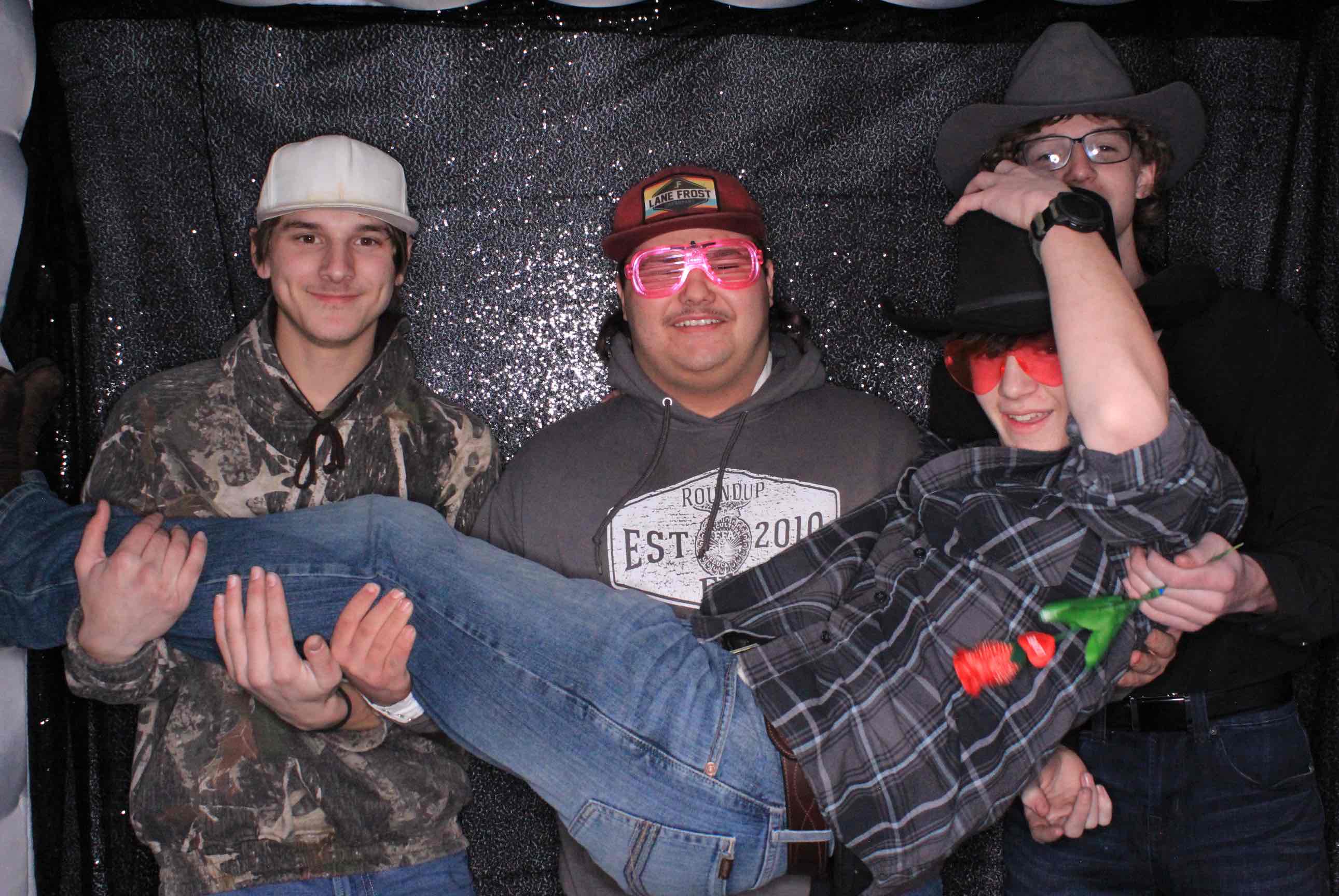 Valentine's Dance | View more photos from the event at gallery.photoboothbillings.com/u/PhotoBoothBillings/Valentines-Dance-0