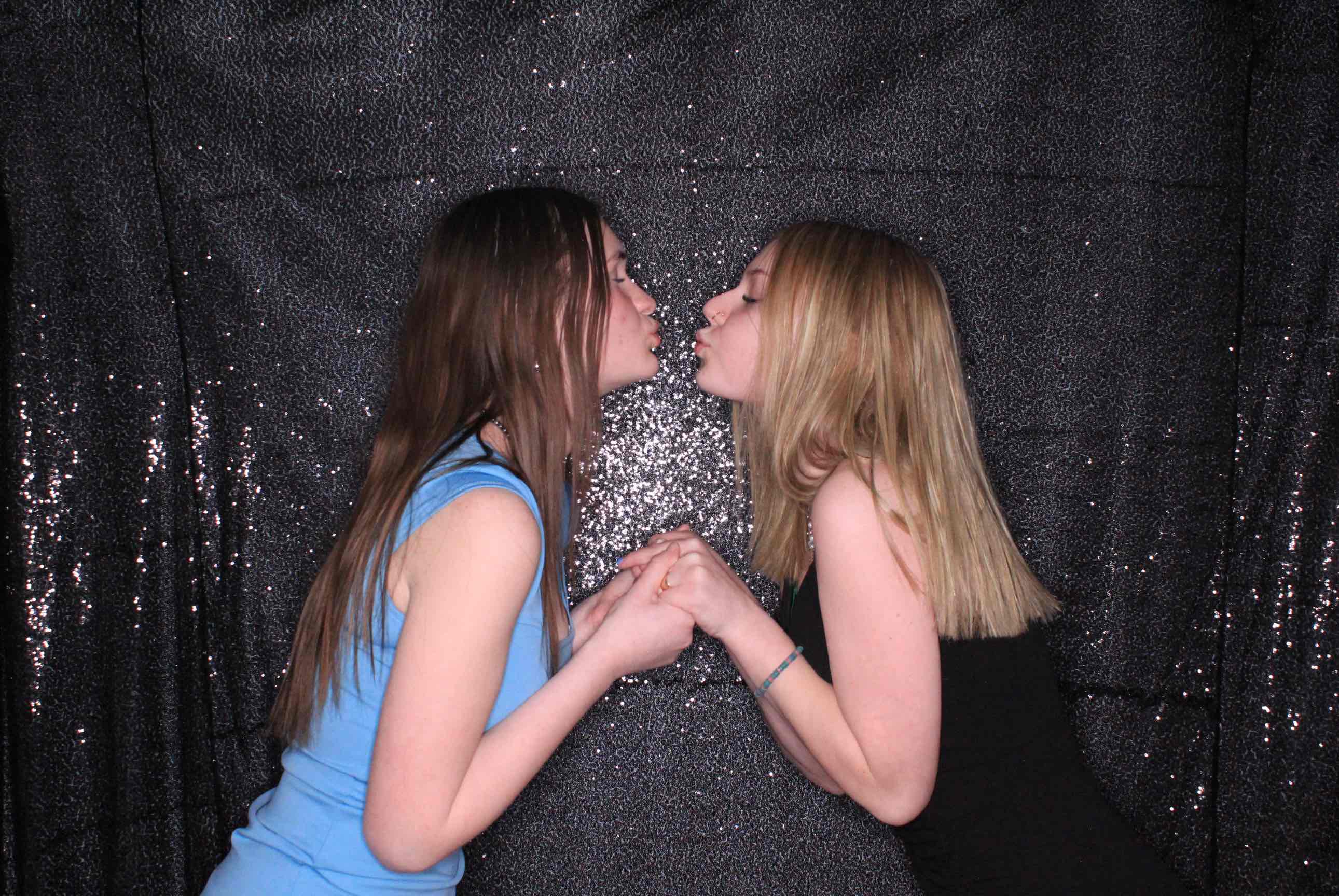 Valentine's Dance | View more photos from the event at gallery.photoboothbillings.com/u/PhotoBoothBillings/Valentines-Dance-0