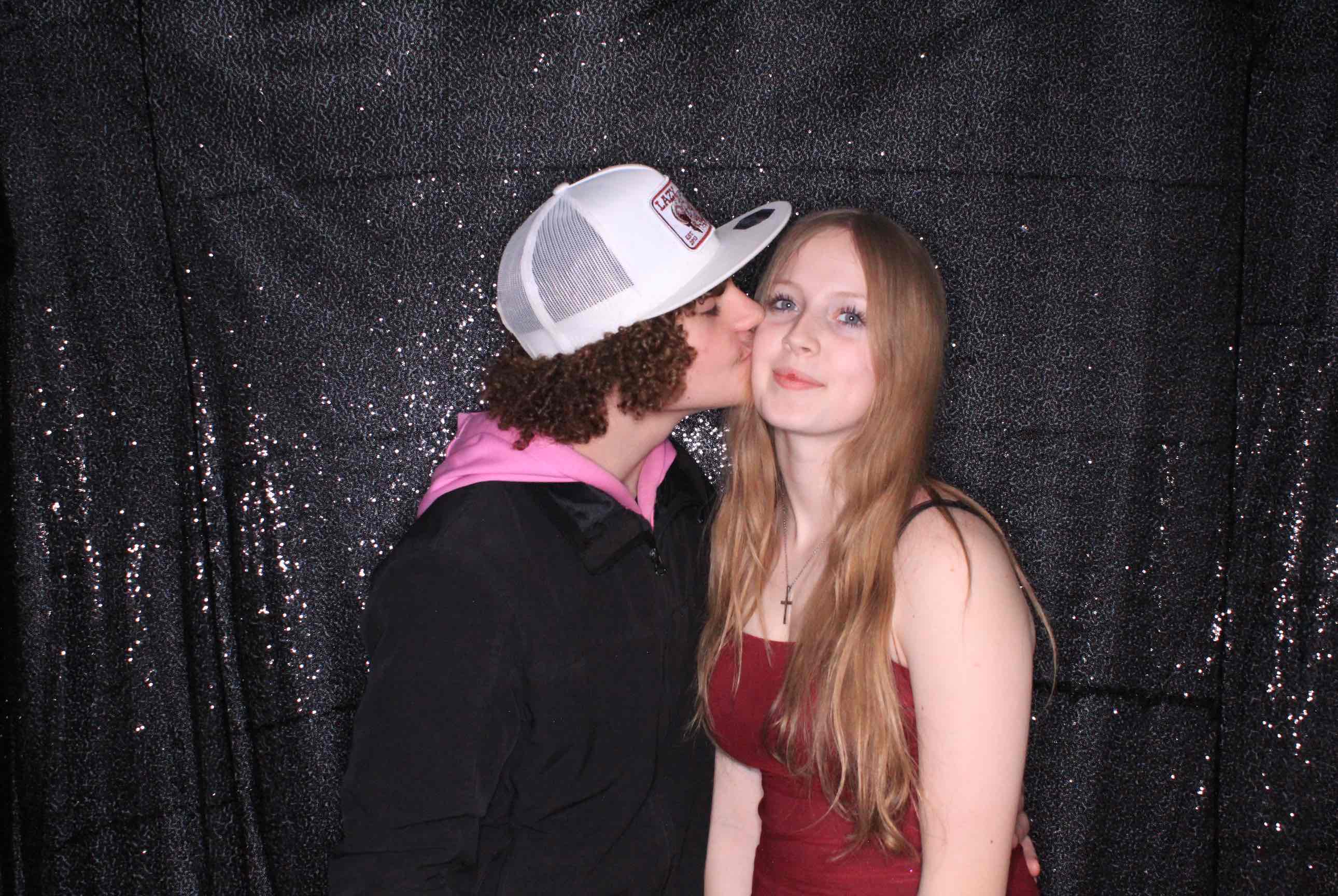 Valentine's Dance | View more photos from the event at gallery.photoboothbillings.com/u/PhotoBoothBillings/Valentines-Dance-0