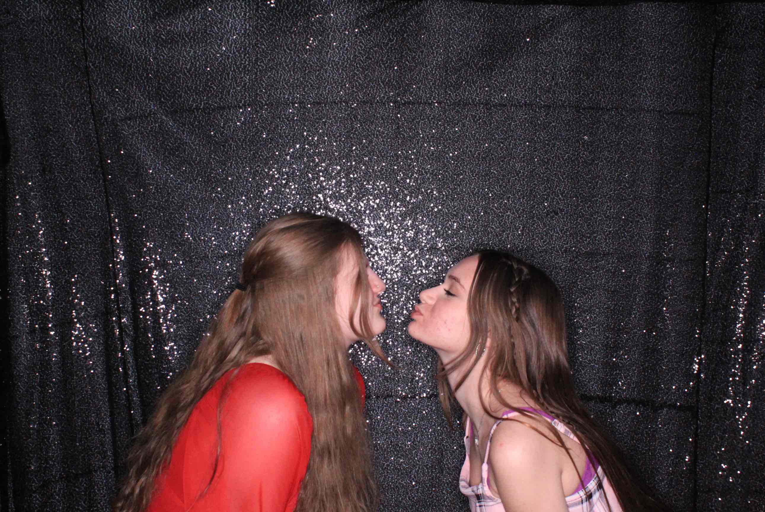 Valentine's Dance | View more photos from the event at gallery.photoboothbillings.com/u/PhotoBoothBillings/Valentines-Dance-0