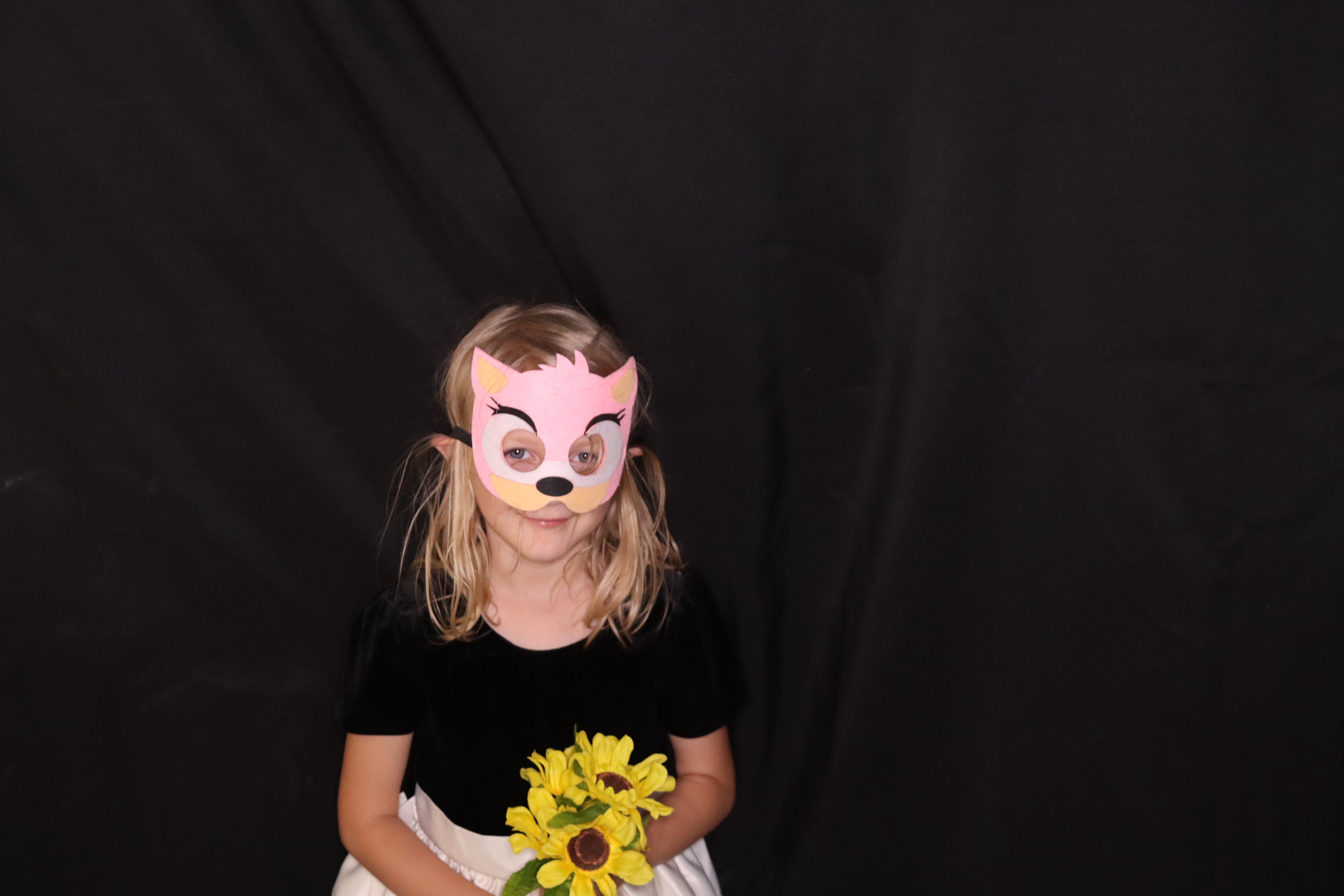 Employee Summer Party | View more photos from the event at gallery.photoboothbillings.com/u/PhotoBoothBillings/Employee-Summer-Party