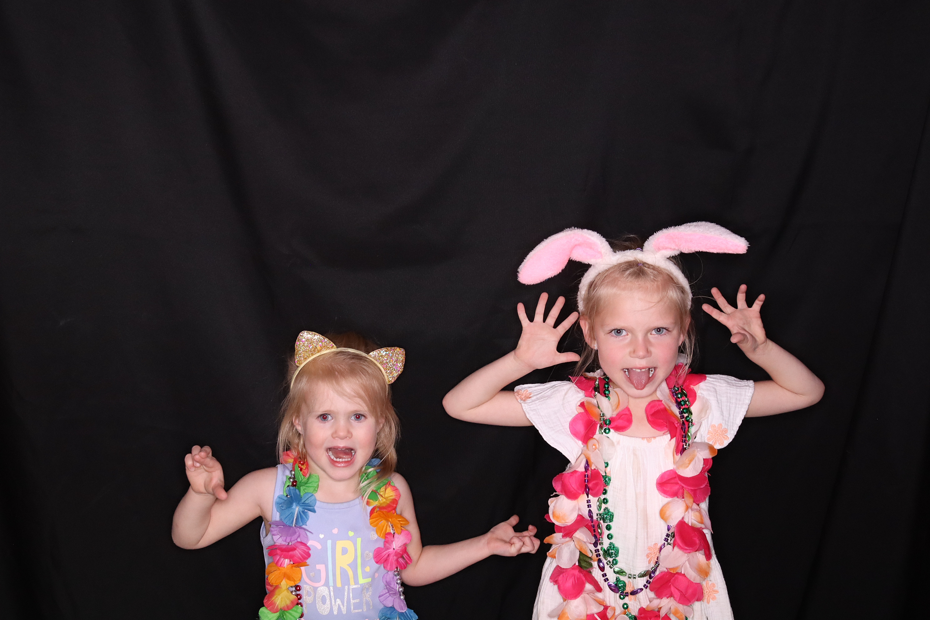 Employee Summer Party | View more photos from the event at gallery.photoboothbillings.com/u/PhotoBoothBillings/Employee-Summer-Party