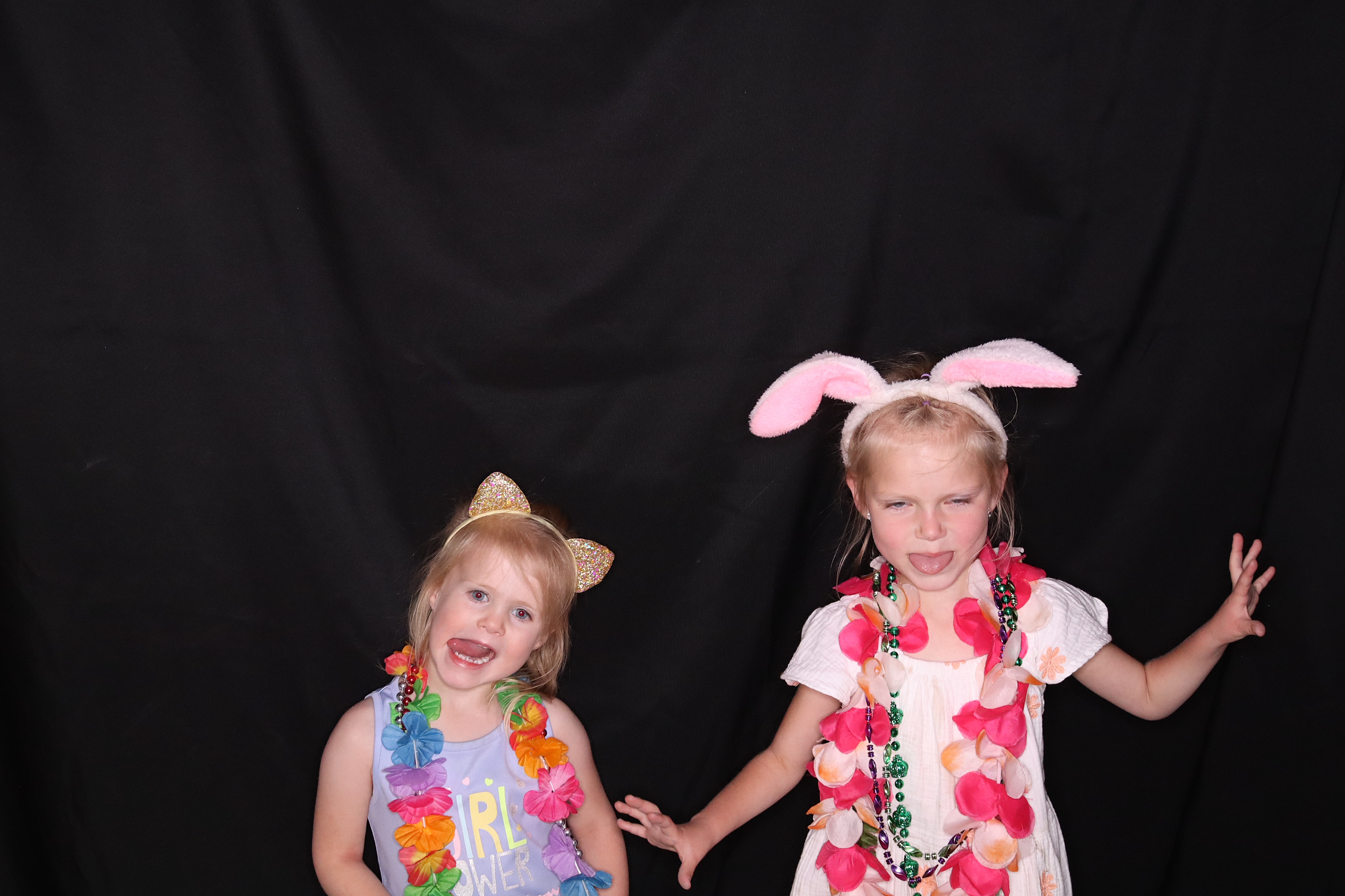 Employee Summer Party | View more photos from the event at gallery.photoboothbillings.com/u/PhotoBoothBillings/Employee-Summer-Party