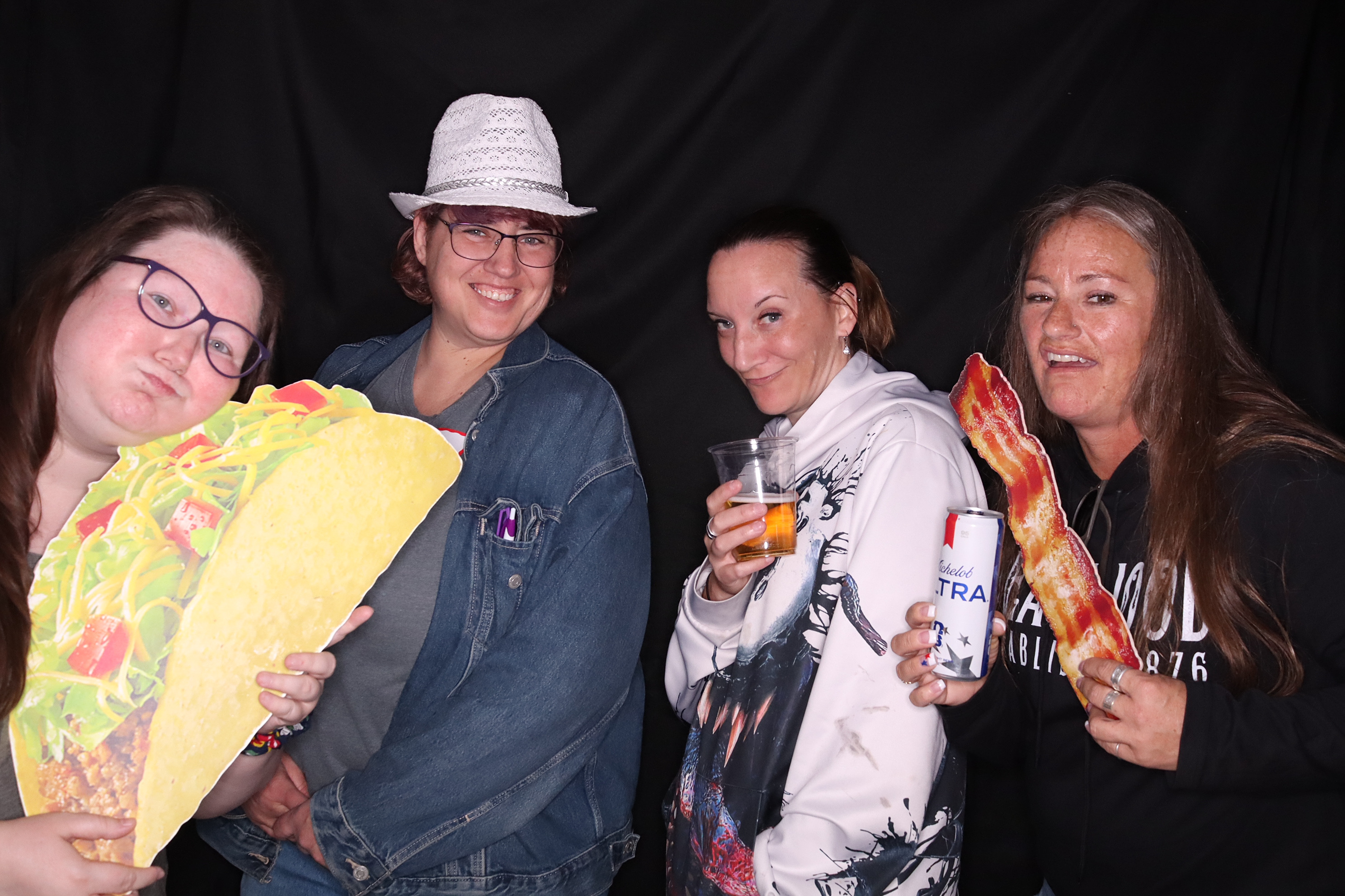 Employee Summer Party | View more photos from the event at gallery.photoboothbillings.com/u/PhotoBoothBillings/Employee-Summer-Party