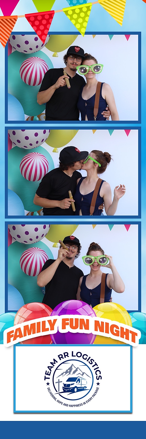Family Fun Day | View more photos from the event at gallery.photoboothbillings.com/u/PhotoBoothBillings/Family-Fun-Day