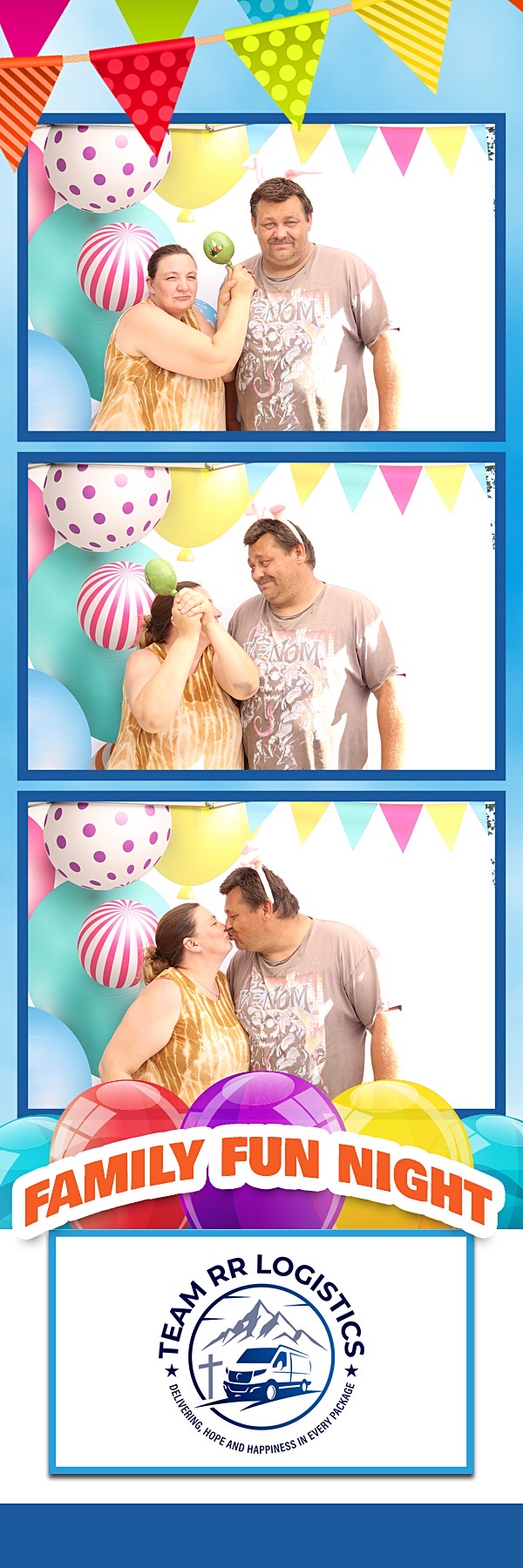 Family Fun Day | View more photos from the event at gallery.photoboothbillings.com/u/PhotoBoothBillings/Family-Fun-Day