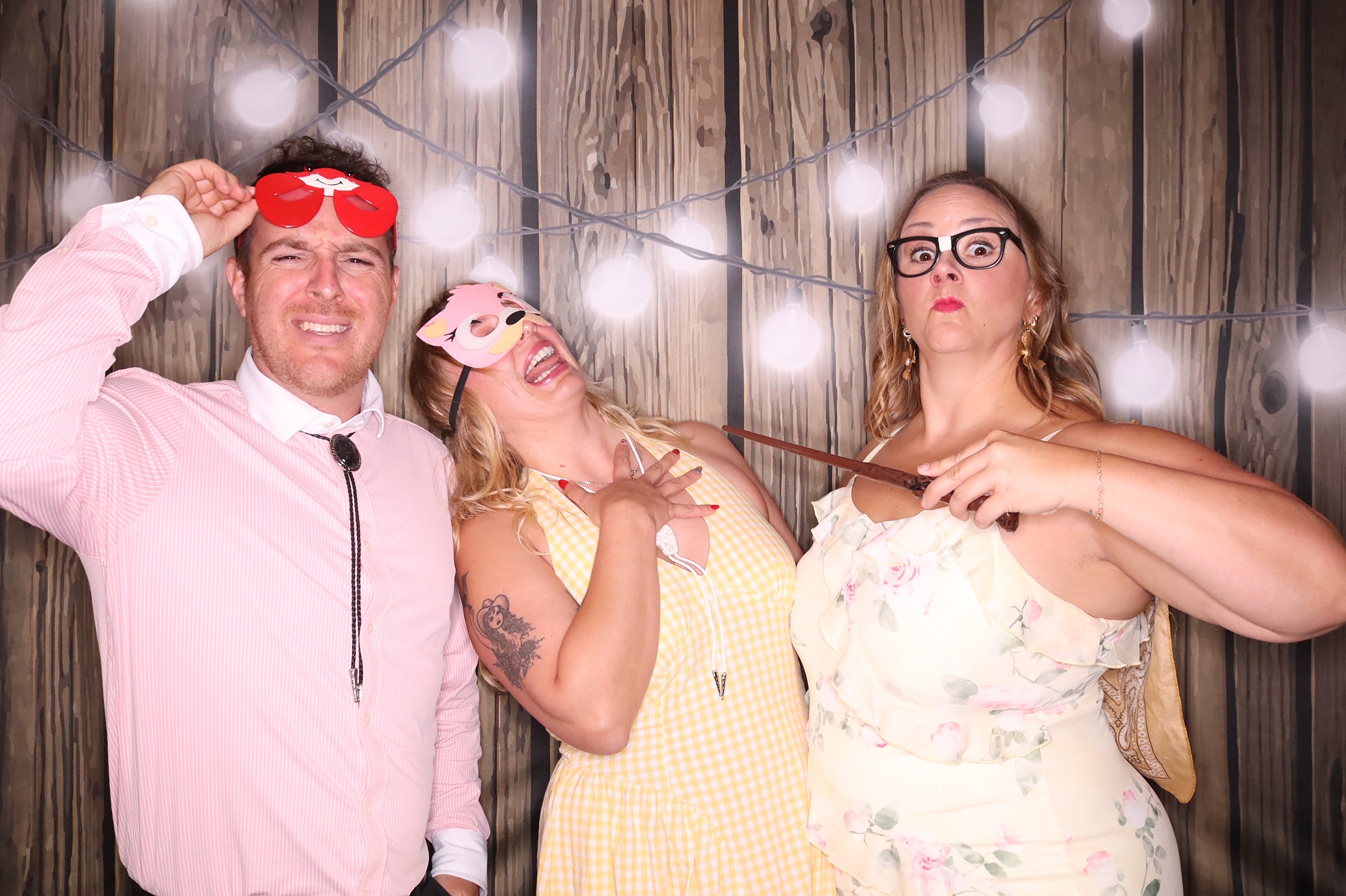 Rebecca and Adam Wedding | View more photos from the event at gallery.photoboothbillings.com/u/PhotoBoothBillings/Rebecca-and-Adam-Wedding