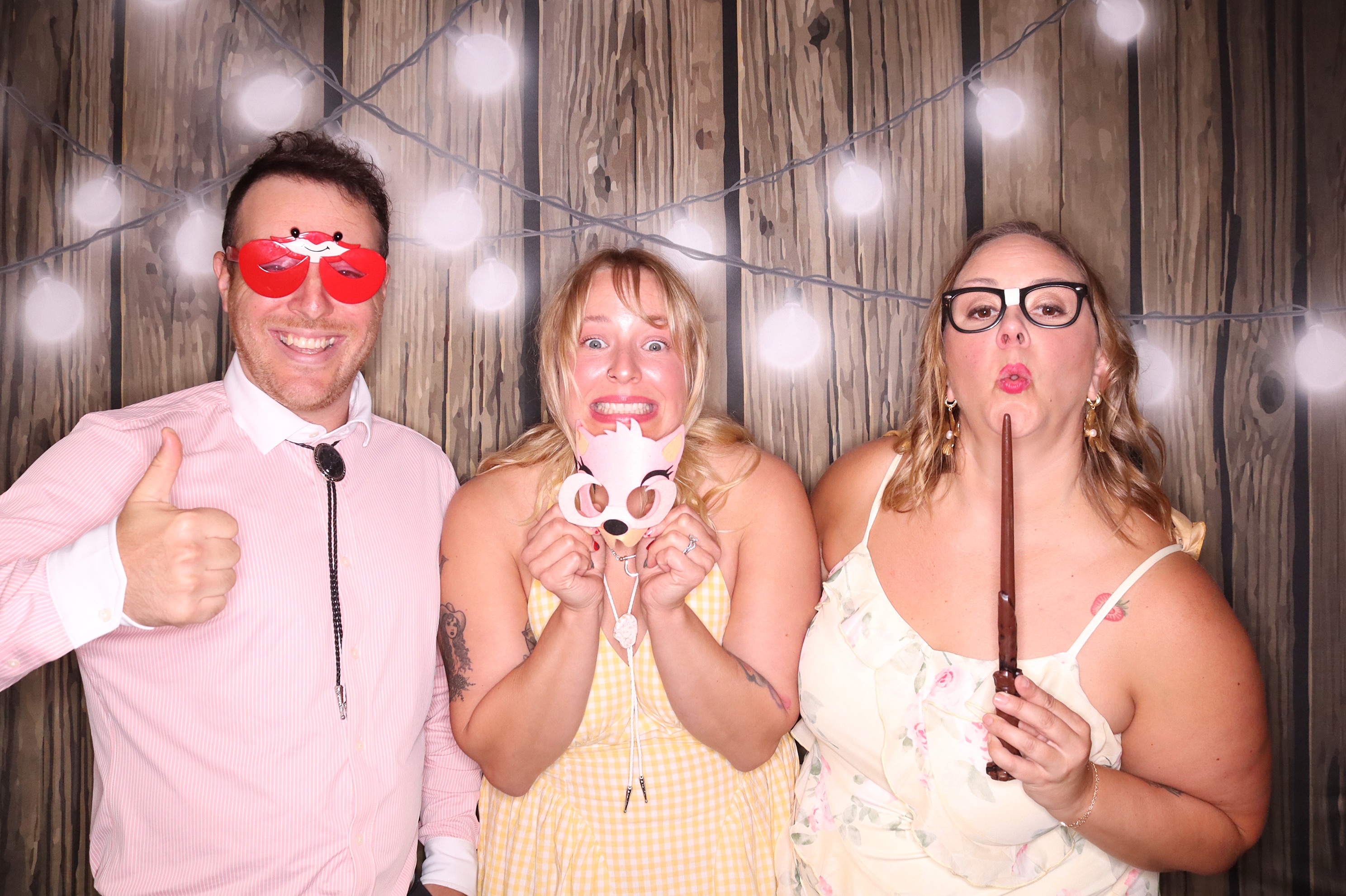 Rebecca and Adam Wedding | View more photos from the event at gallery.photoboothbillings.com/u/PhotoBoothBillings/Rebecca-and-Adam-Wedding