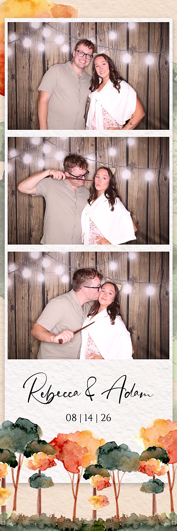 Rebecca and Adam Wedding | View more photos from the event at gallery.photoboothbillings.com/u/PhotoBoothBillings/Rebecca-and-Adam-Wedding