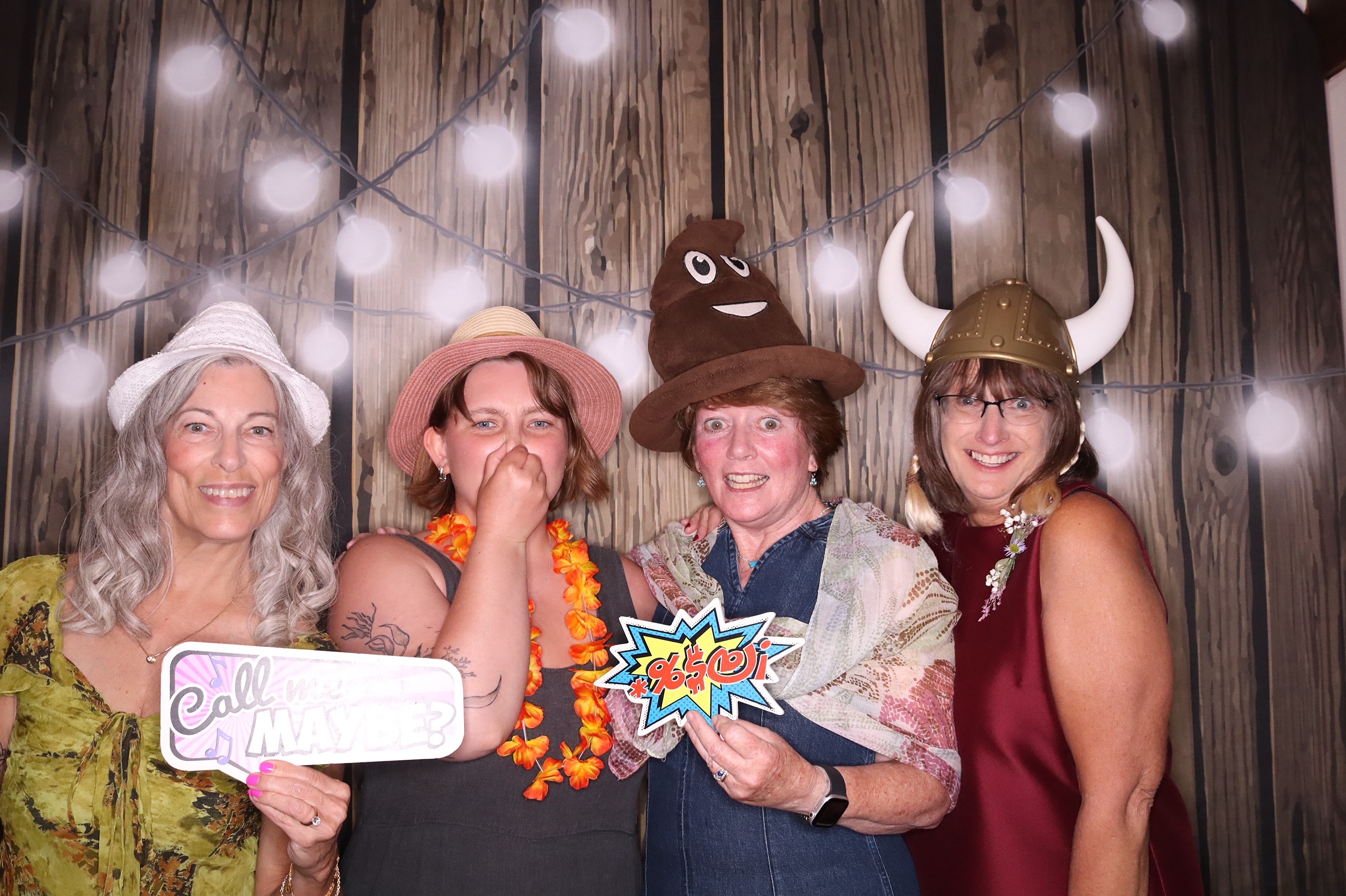 Rebecca and Adam Wedding | View more photos from the event at gallery.photoboothbillings.com/u/PhotoBoothBillings/Rebecca-and-Adam-Wedding