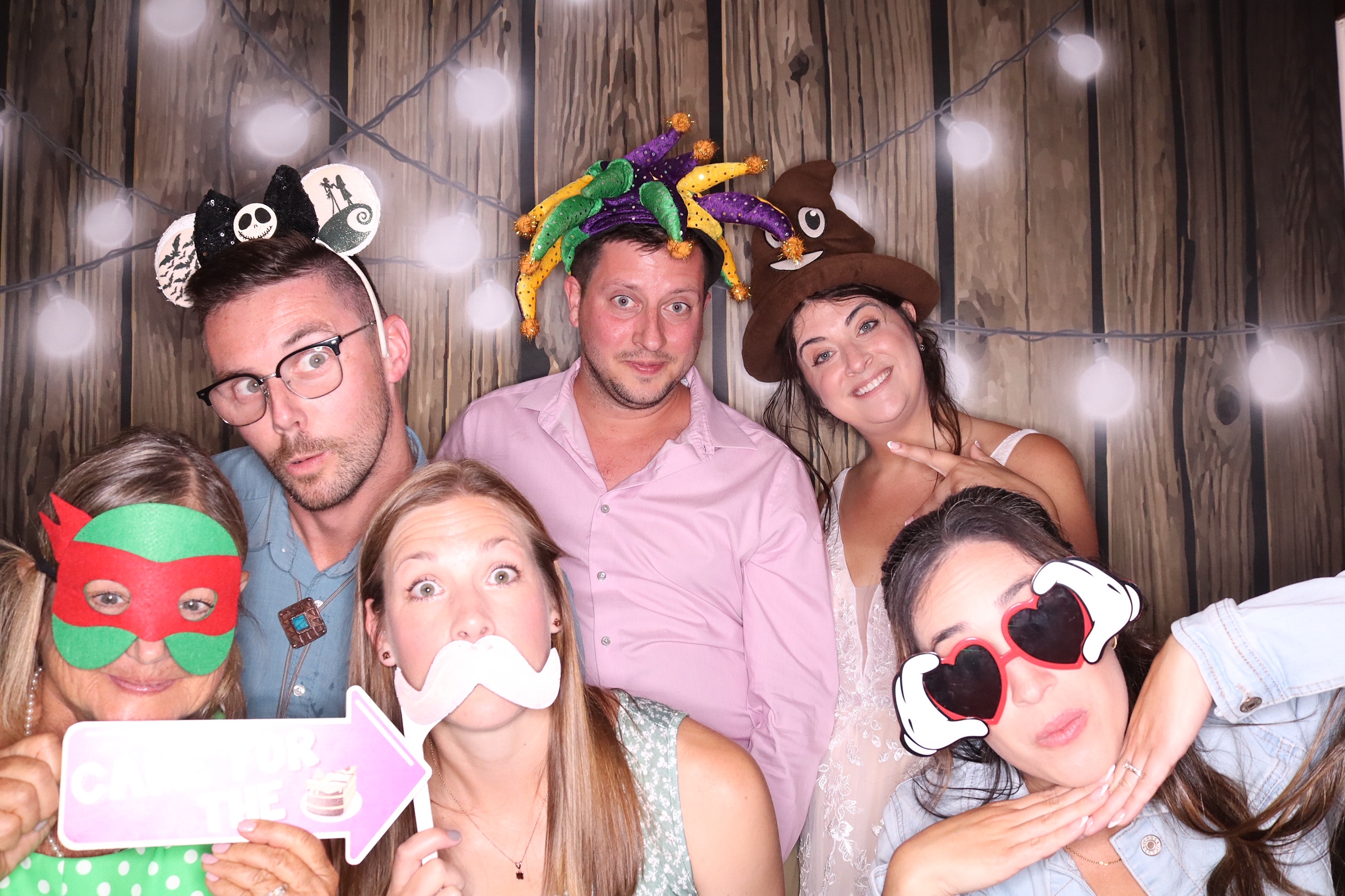 Rebecca and Adam Wedding | View more photos from the event at gallery.photoboothbillings.com/u/PhotoBoothBillings/Rebecca-and-Adam-Wedding