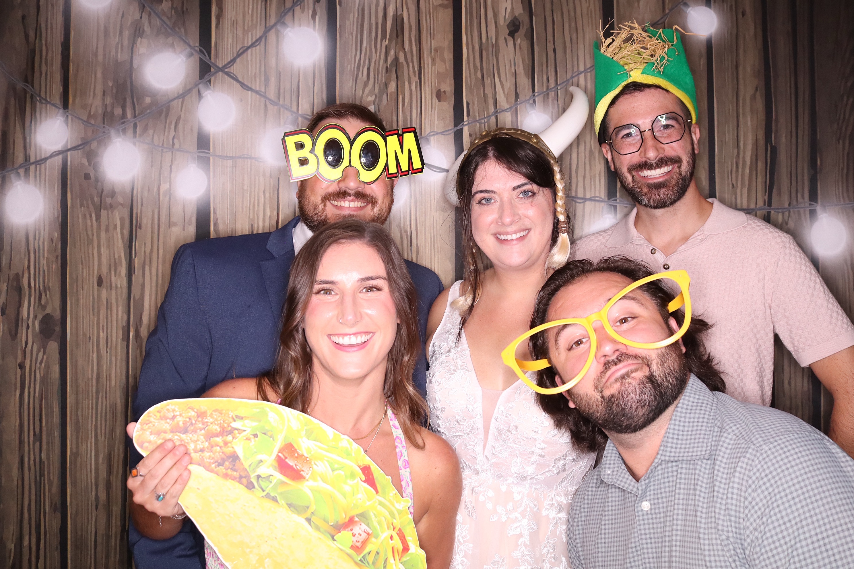 Rebecca and Adam Wedding | View more photos from the event at gallery.photoboothbillings.com/u/PhotoBoothBillings/Rebecca-and-Adam-Wedding