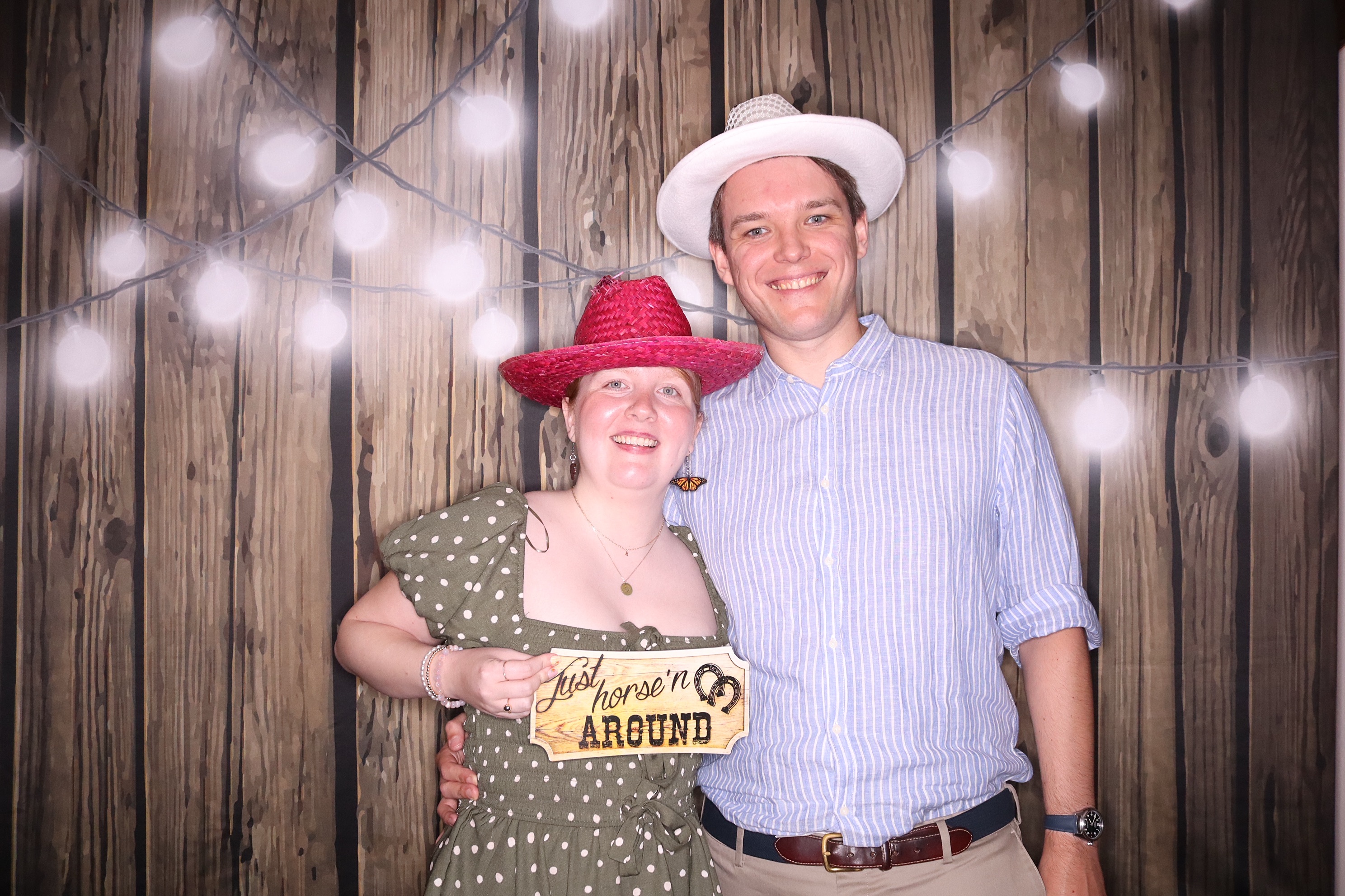 Rebecca and Adam Wedding | View more photos from the event at gallery.photoboothbillings.com/u/PhotoBoothBillings/Rebecca-and-Adam-Wedding