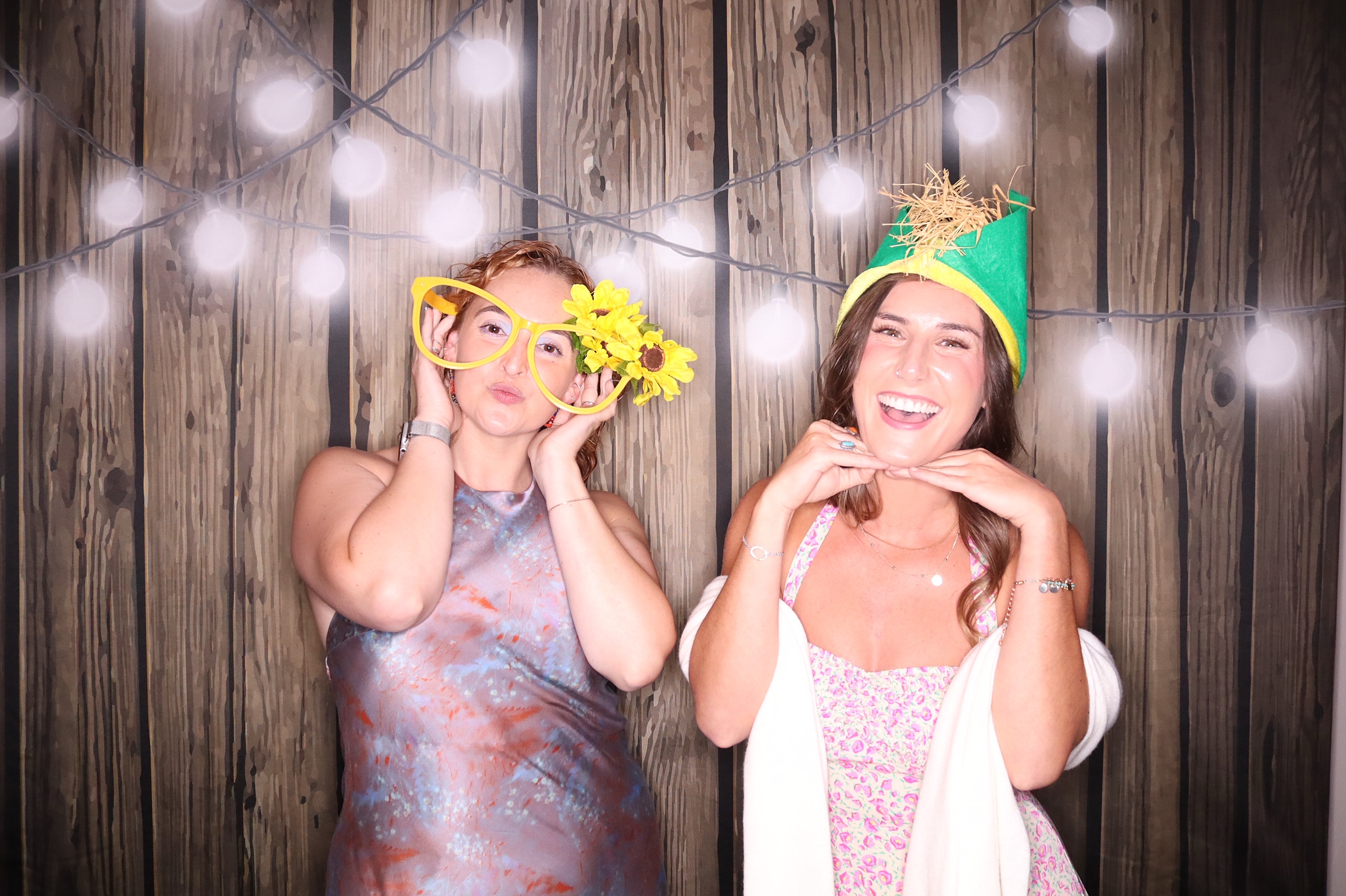Rebecca and Adam Wedding | View more photos from the event at gallery.photoboothbillings.com/u/PhotoBoothBillings/Rebecca-and-Adam-Wedding