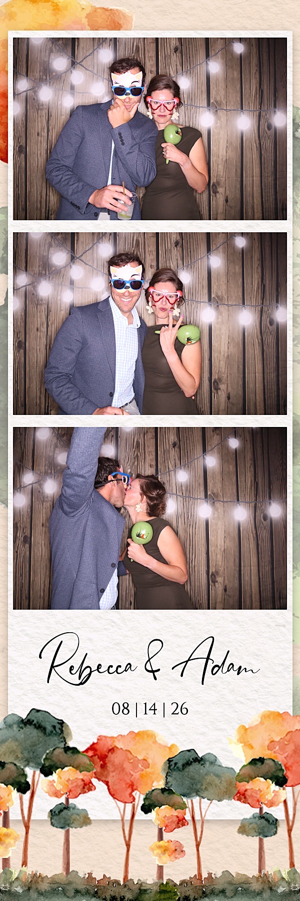 Rebecca and Adam Wedding | View more photos from the event at gallery.photoboothbillings.com/u/PhotoBoothBillings/Rebecca-and-Adam-Wedding