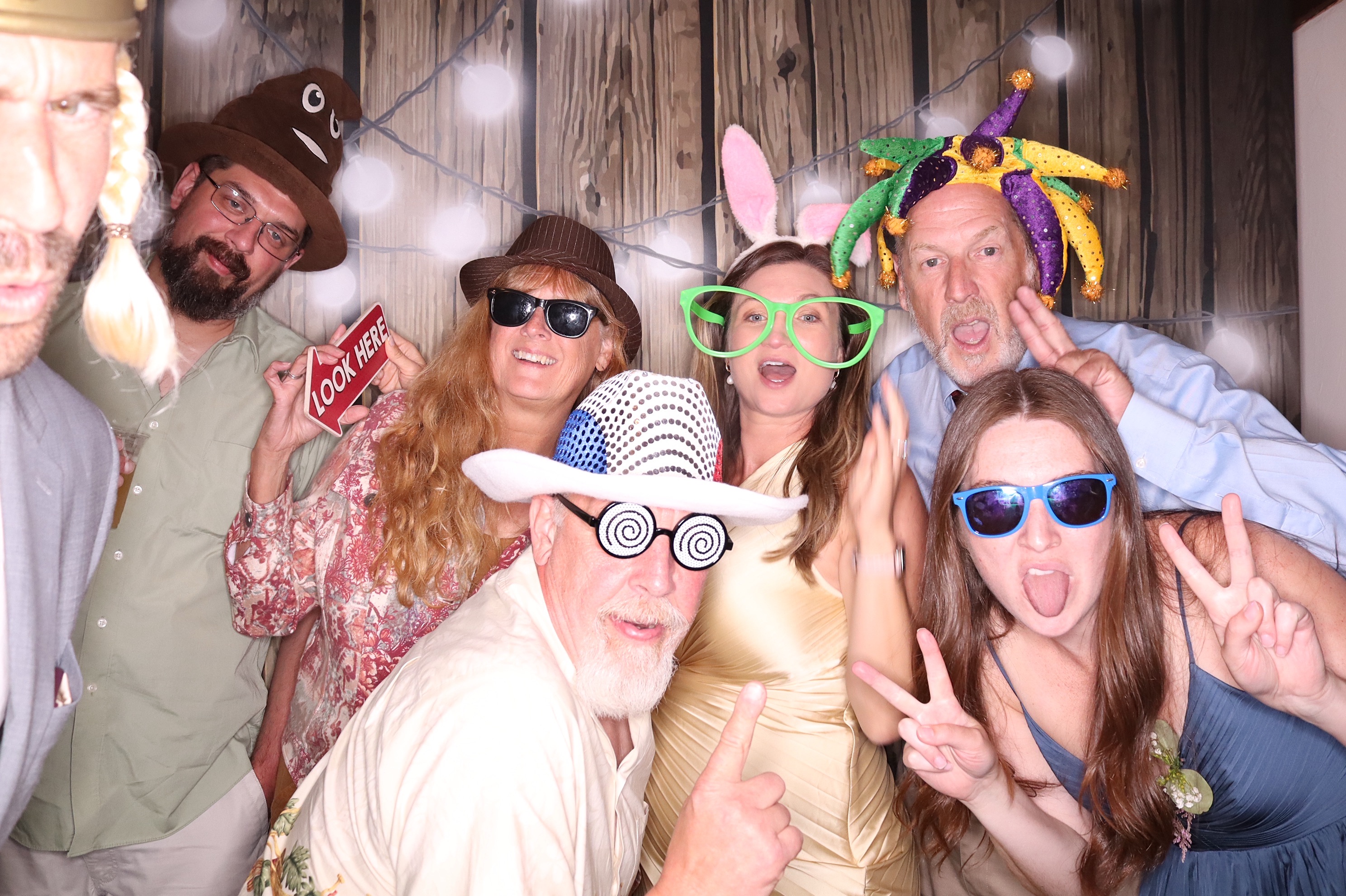 Rebecca and Adam Wedding | View more photos from the event at gallery.photoboothbillings.com/u/PhotoBoothBillings/Rebecca-and-Adam-Wedding
