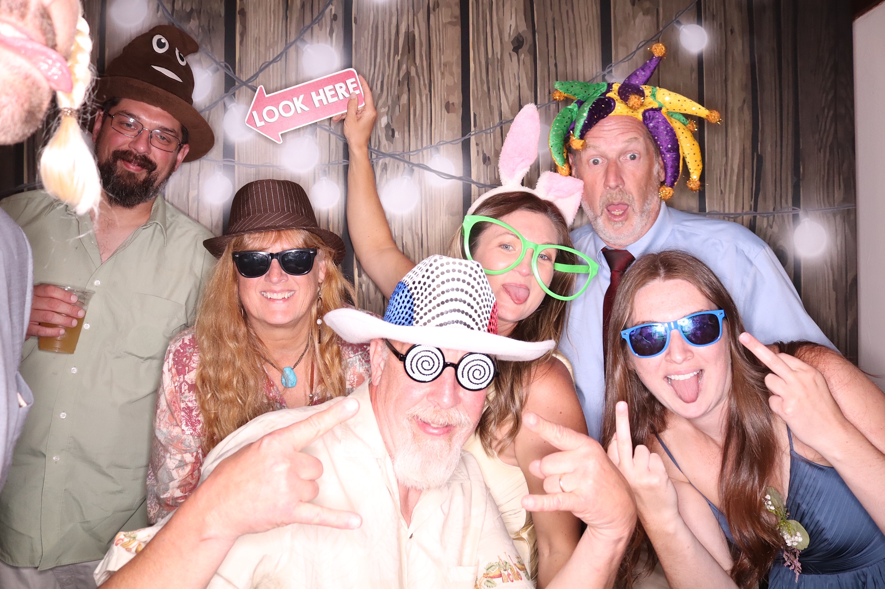 Rebecca and Adam Wedding | View more photos from the event at gallery.photoboothbillings.com/u/PhotoBoothBillings/Rebecca-and-Adam-Wedding
