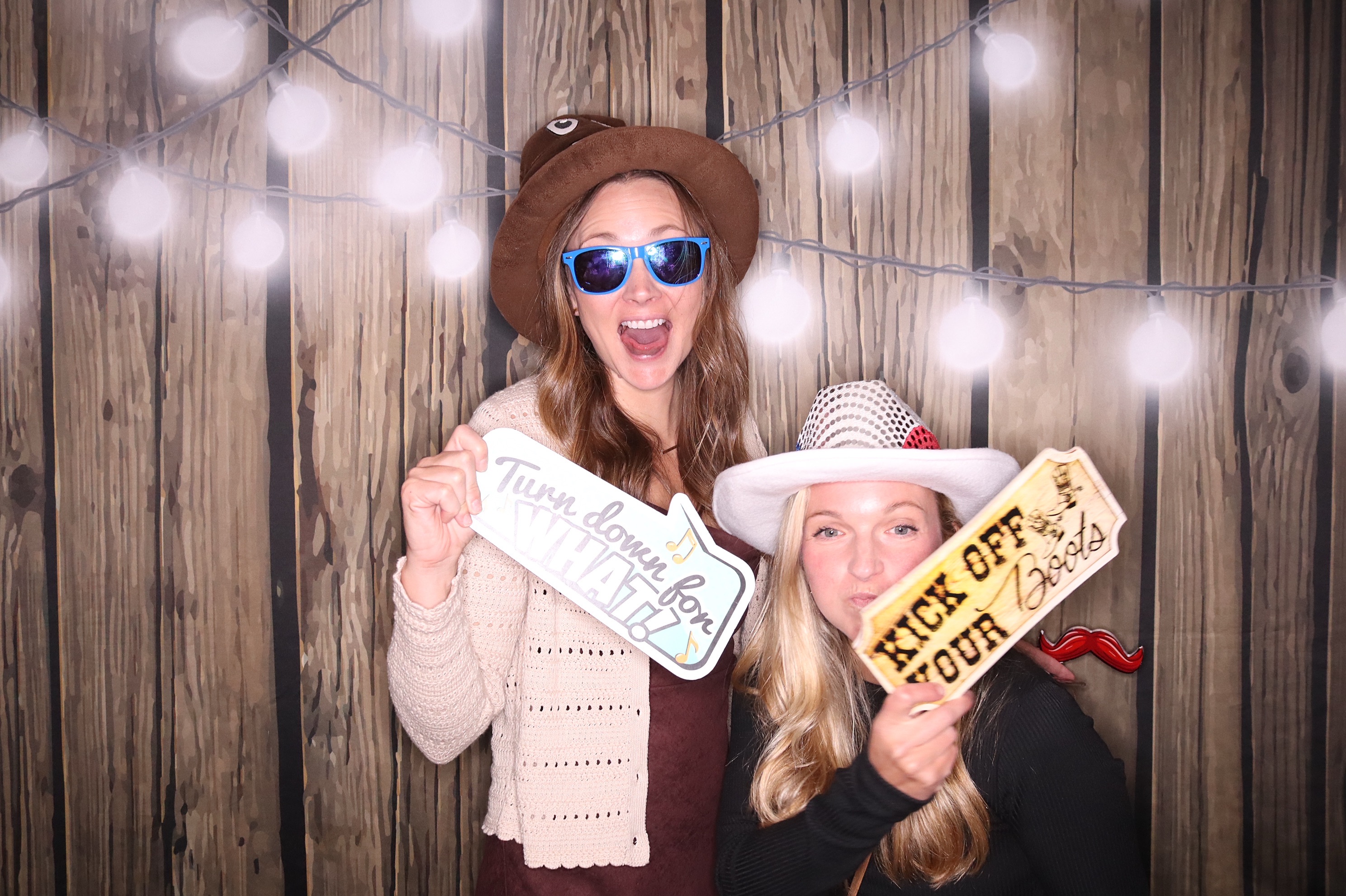 Rebecca and Adam Wedding | View more photos from the event at gallery.photoboothbillings.com/u/PhotoBoothBillings/Rebecca-and-Adam-Wedding