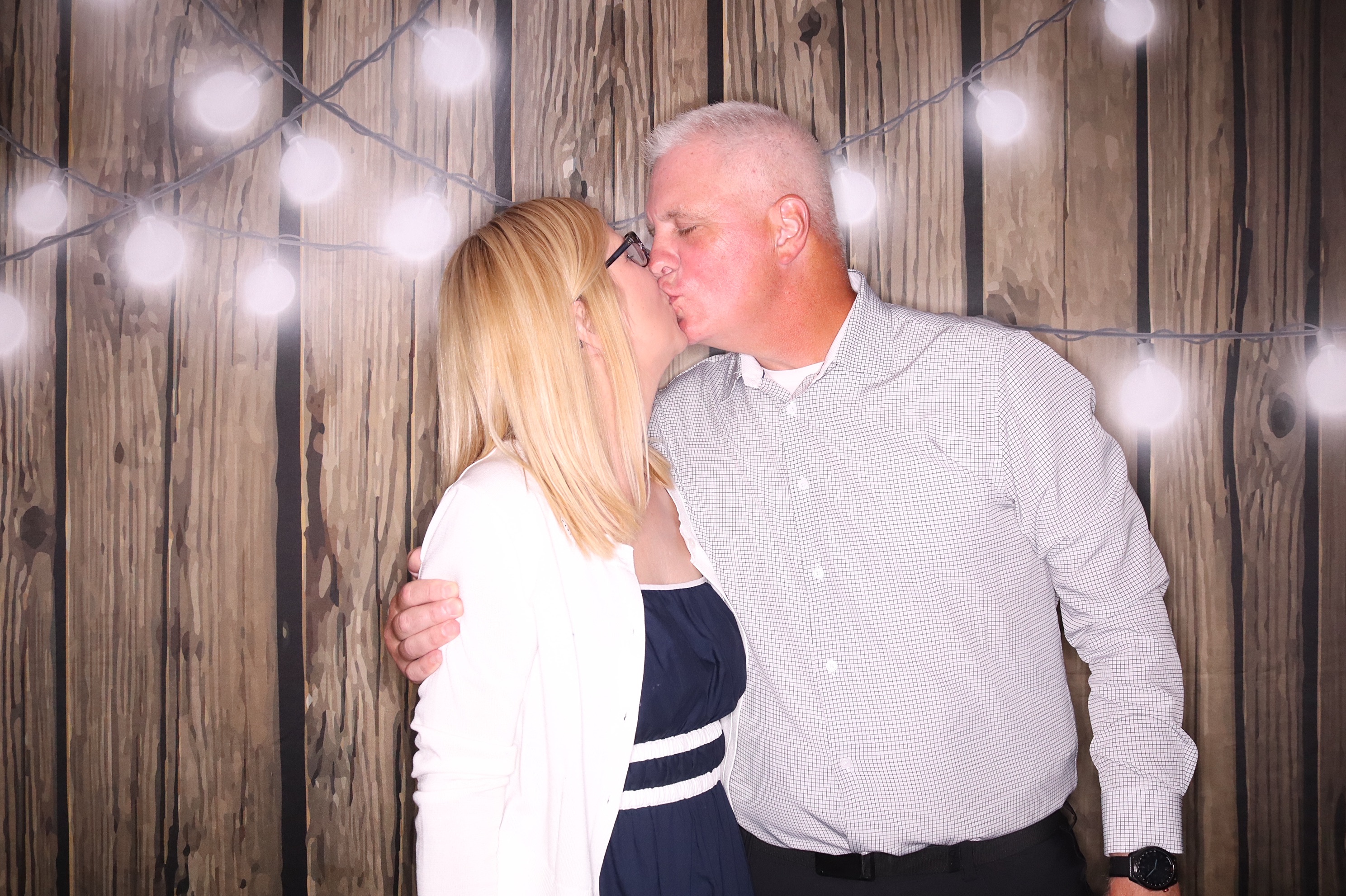 Rebecca and Adam Wedding | View more photos from the event at gallery.photoboothbillings.com/u/PhotoBoothBillings/Rebecca-and-Adam-Wedding