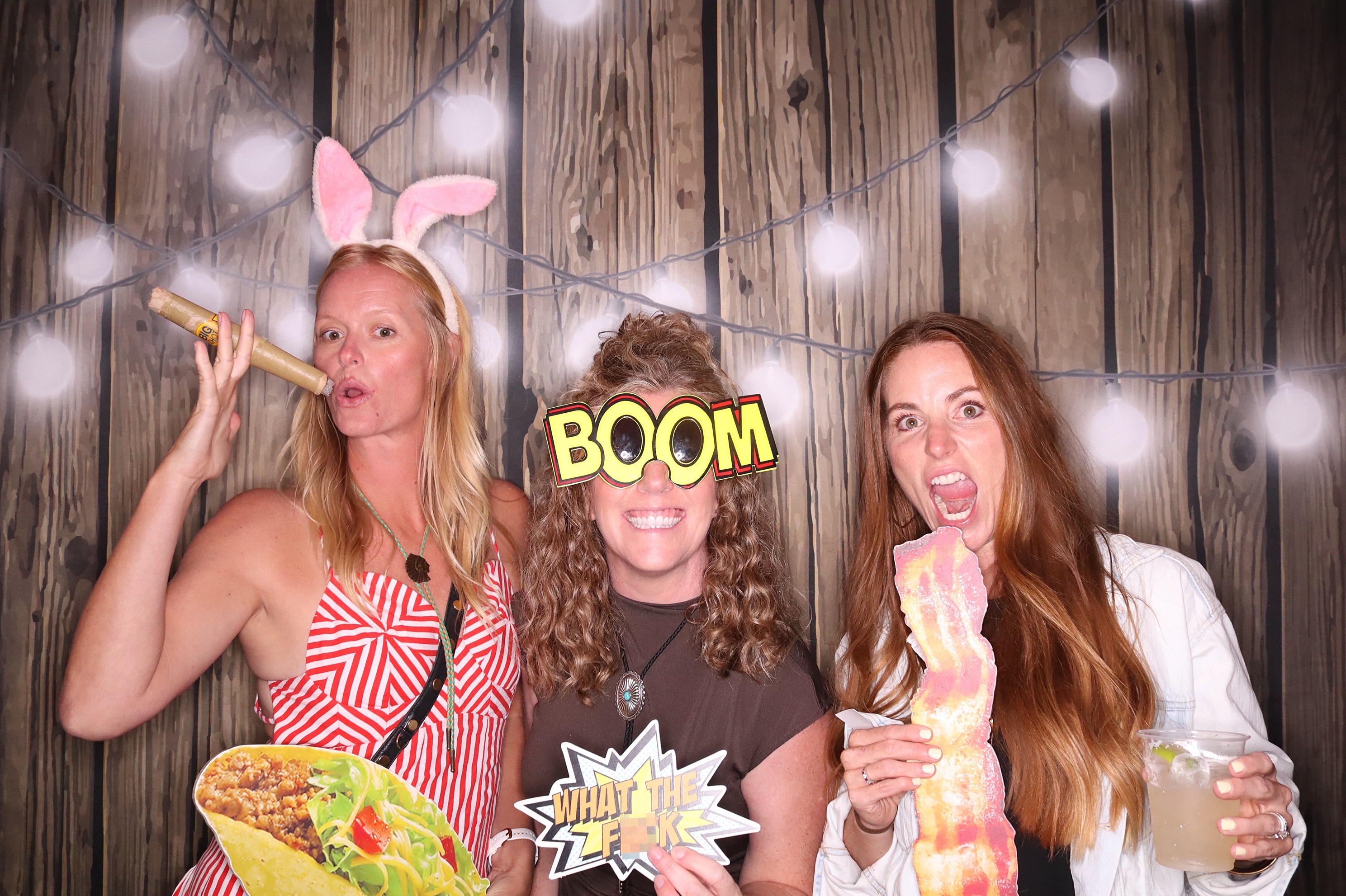 Rebecca and Adam Wedding | View more photos from the event at gallery.photoboothbillings.com/u/PhotoBoothBillings/Rebecca-and-Adam-Wedding