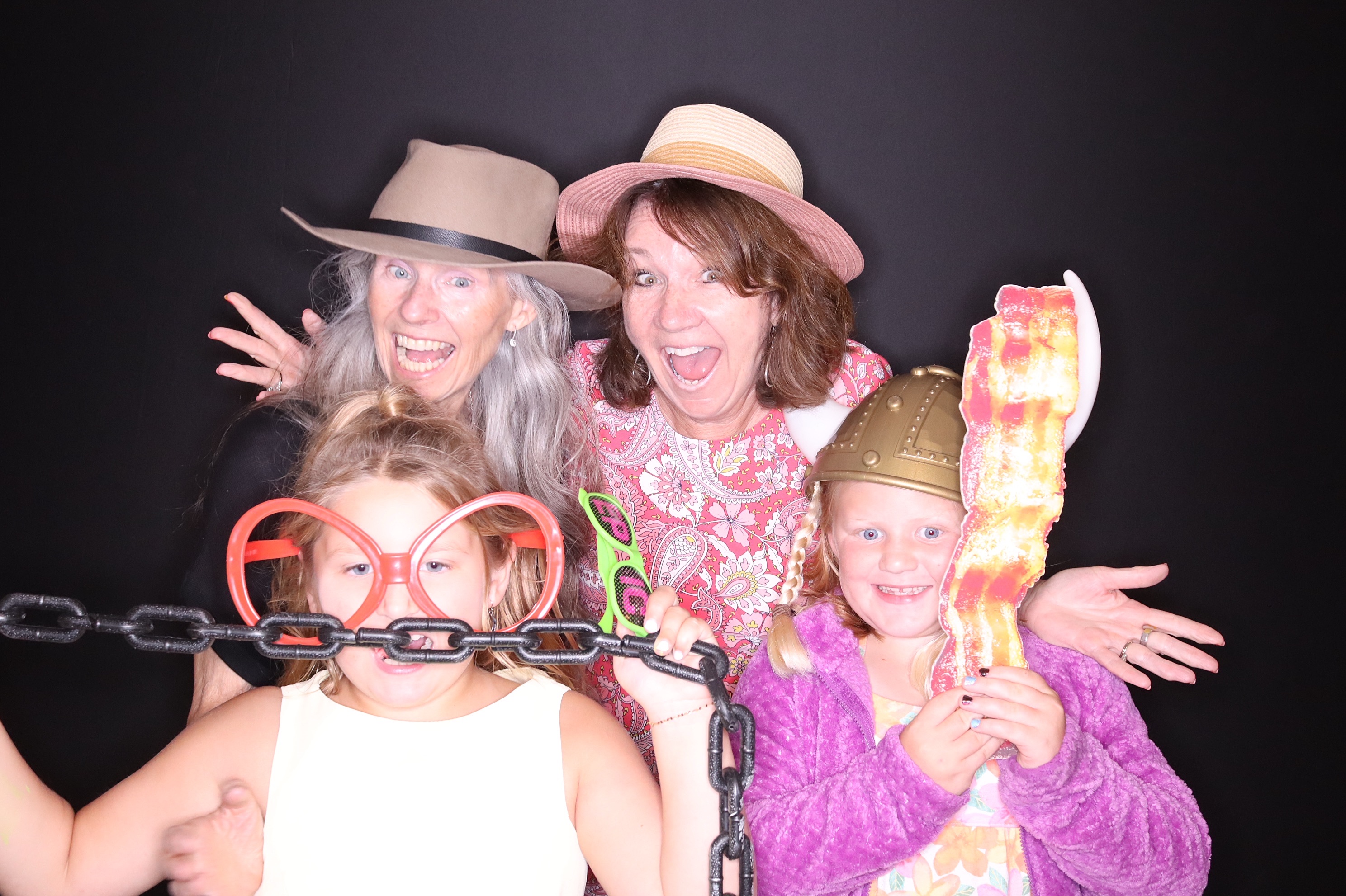 The Frenzel's Wedding | View more photos from the event at gallery.photoboothbillings.com/u/PhotoBoothBillings/The-Frenzels-Wedding