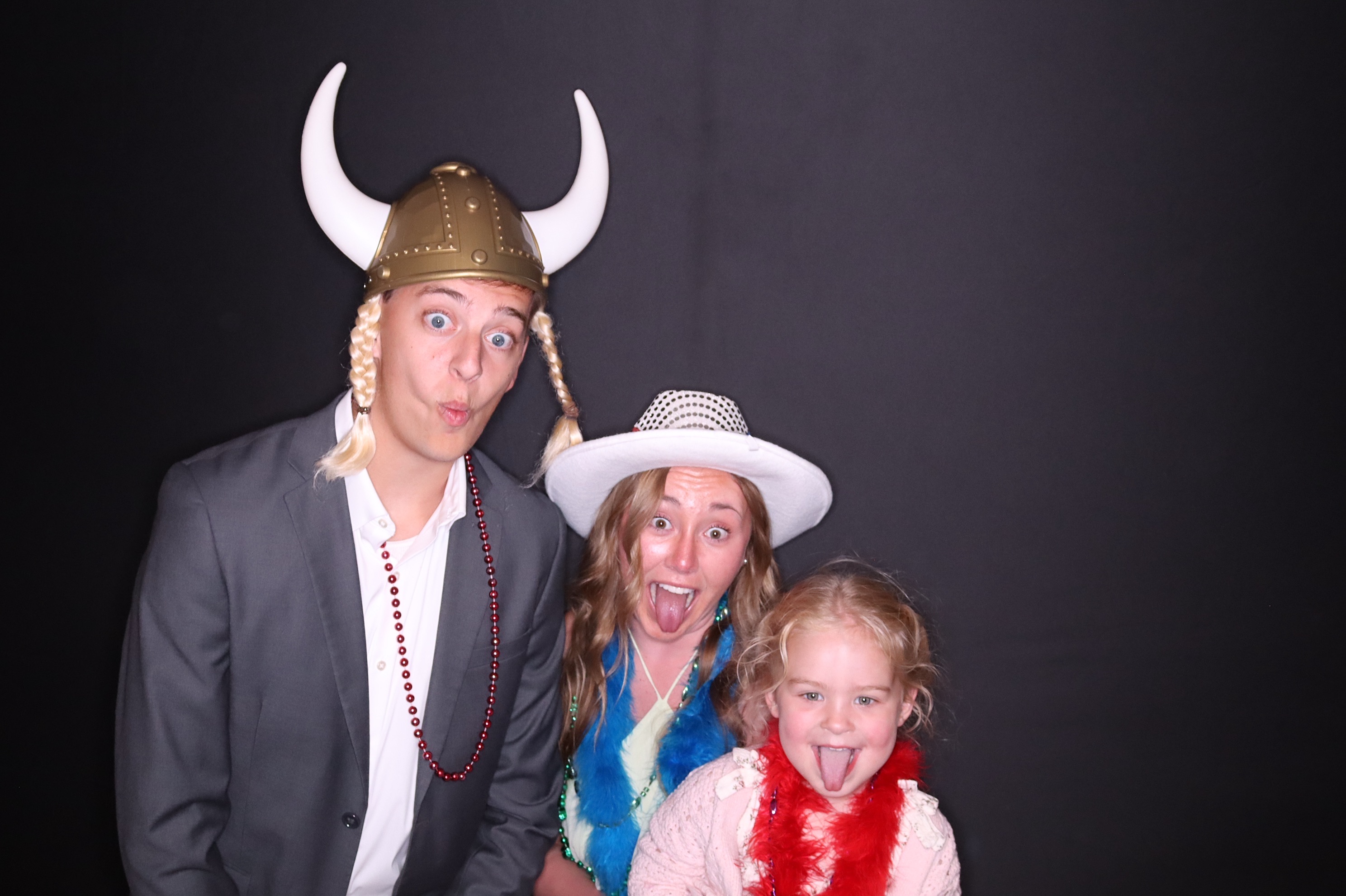 The Frenzel's Wedding | View more photos from the event at gallery.photoboothbillings.com/u/PhotoBoothBillings/The-Frenzels-Wedding