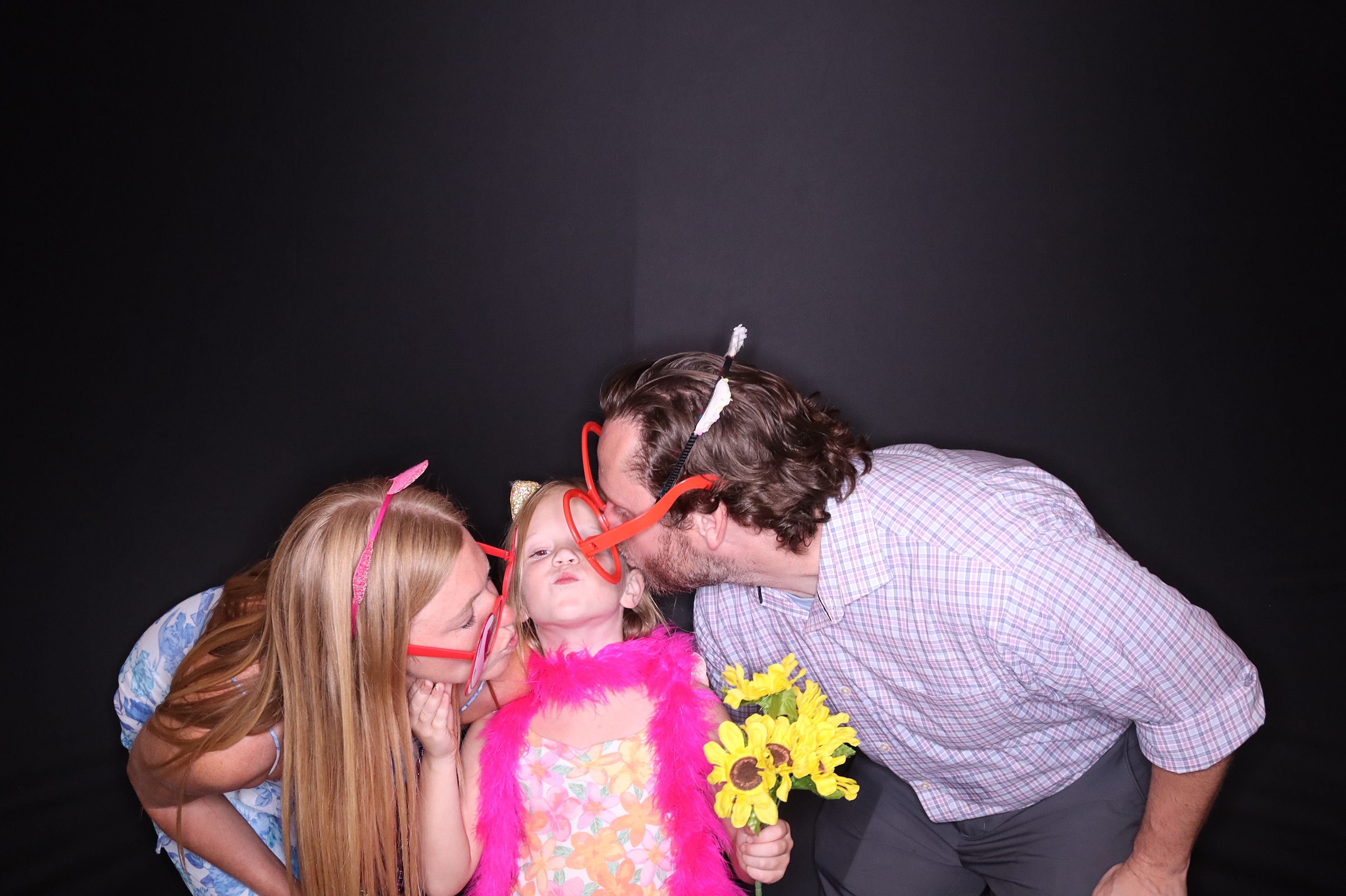 The Frenzel's Wedding | View more photos from the event at gallery.photoboothbillings.com/u/PhotoBoothBillings/The-Frenzels-Wedding