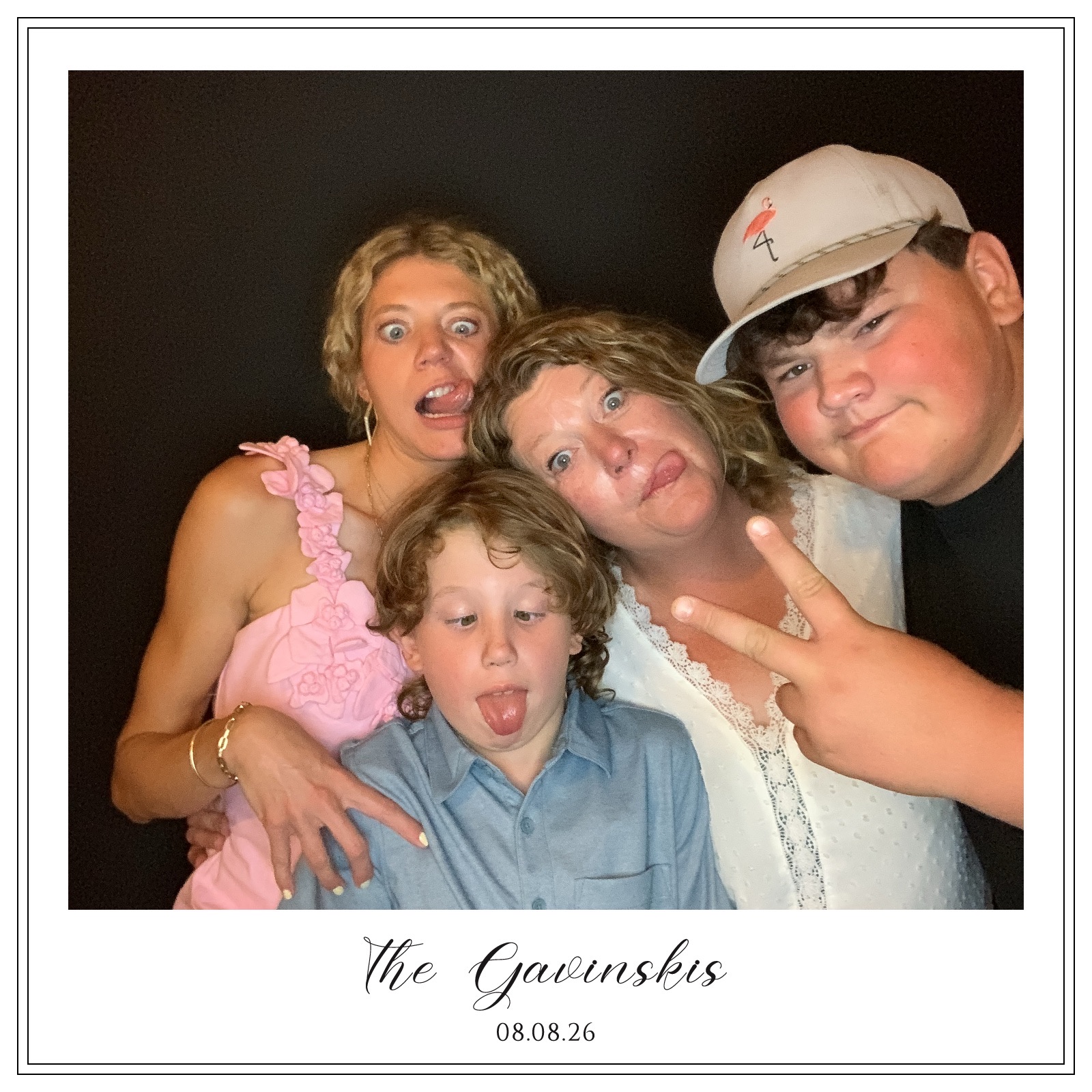 The Gavinski Wedding | View more photos from the event at gallery.photoboothbillings.com/u/PhotoBoothBillings/The-Gavinski-Wedding