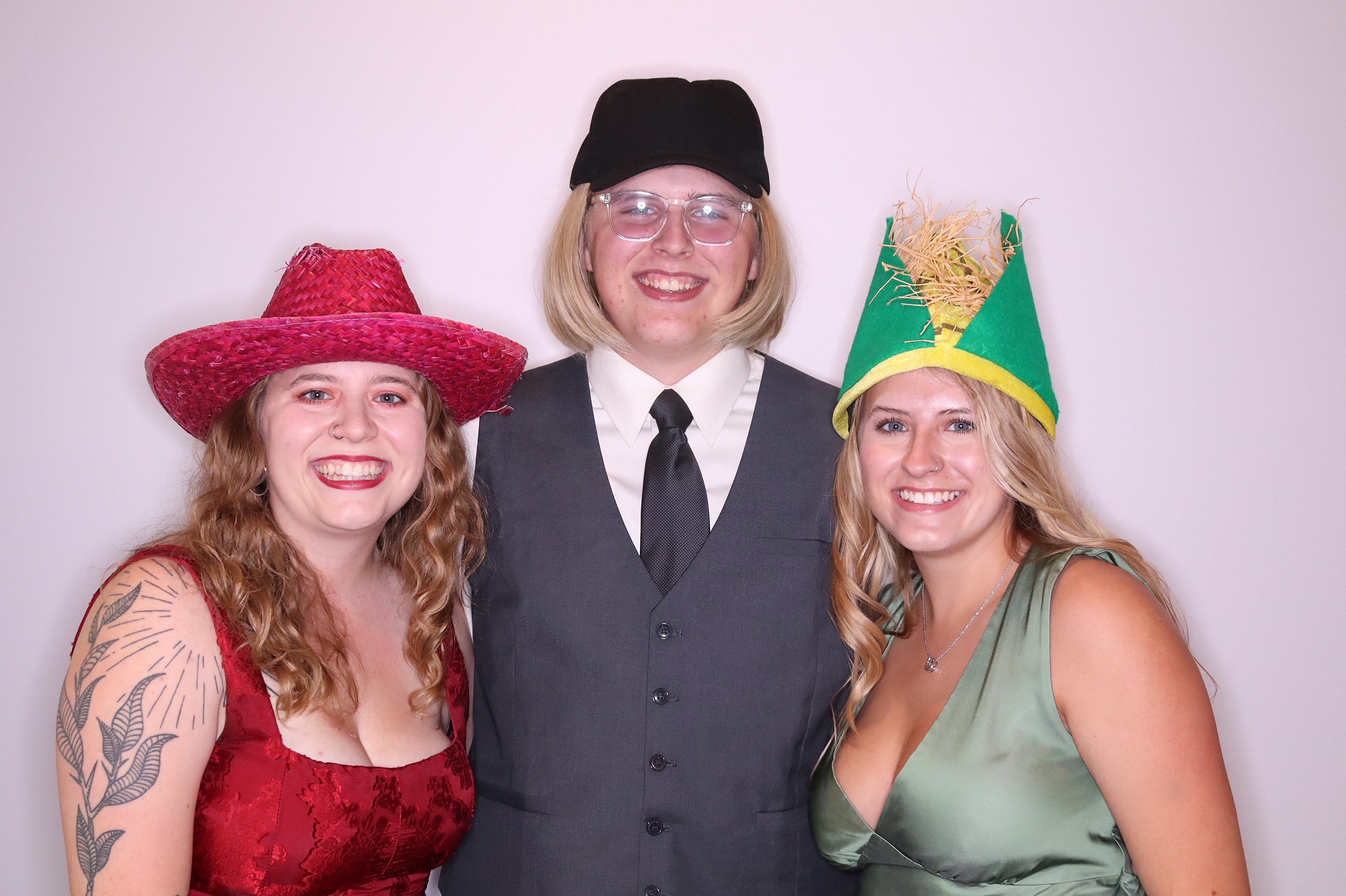 The Michel's Wedding | View more photos from the event at gallery.photoboothbillings.com/u/PhotoBoothBillings/The-Michels-Wedding