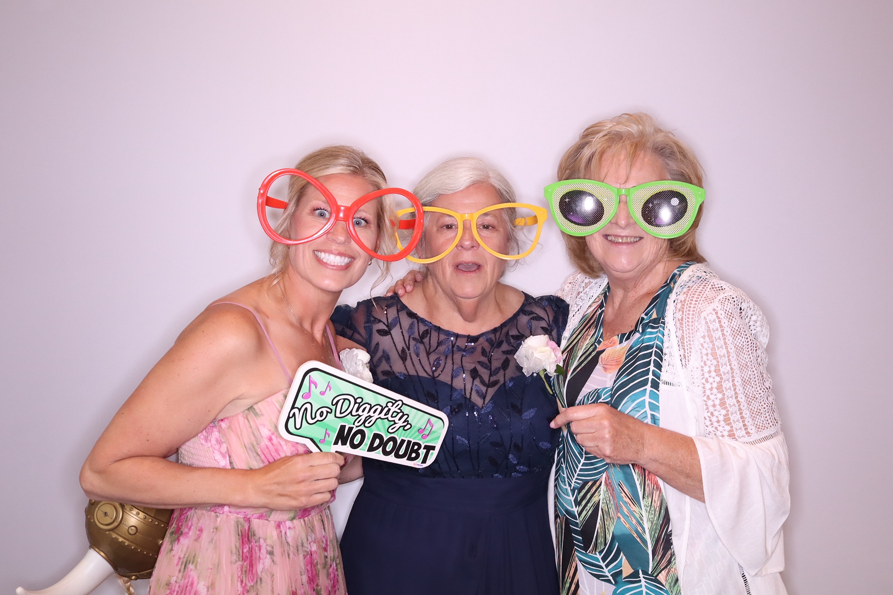 The Michel's Wedding | View more photos from the event at gallery.photoboothbillings.com/u/PhotoBoothBillings/The-Michels-Wedding