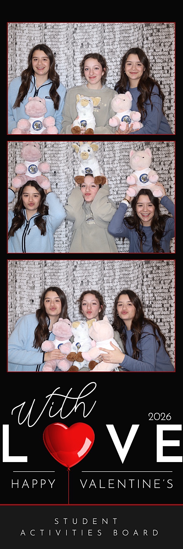Valentine's Day Party | View more photos from the event at gallery.photoboothbillings.com/u/PhotoBoothBillings/Valentines-Day-Party