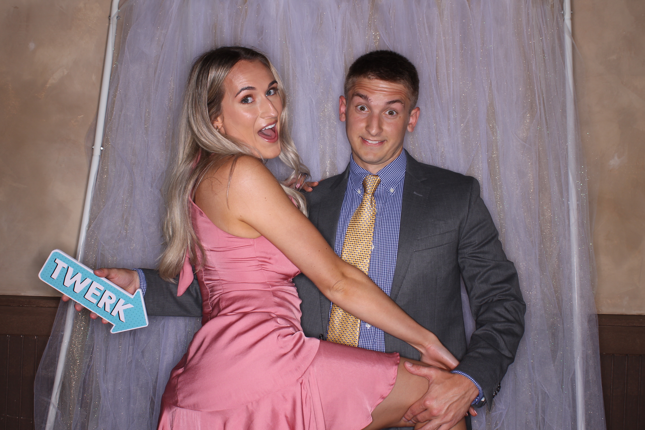 Monica & Shane | View more photos from the event at gallery.photoboothcincy.com/u/PhotoBoothCincy/Monica-Shane