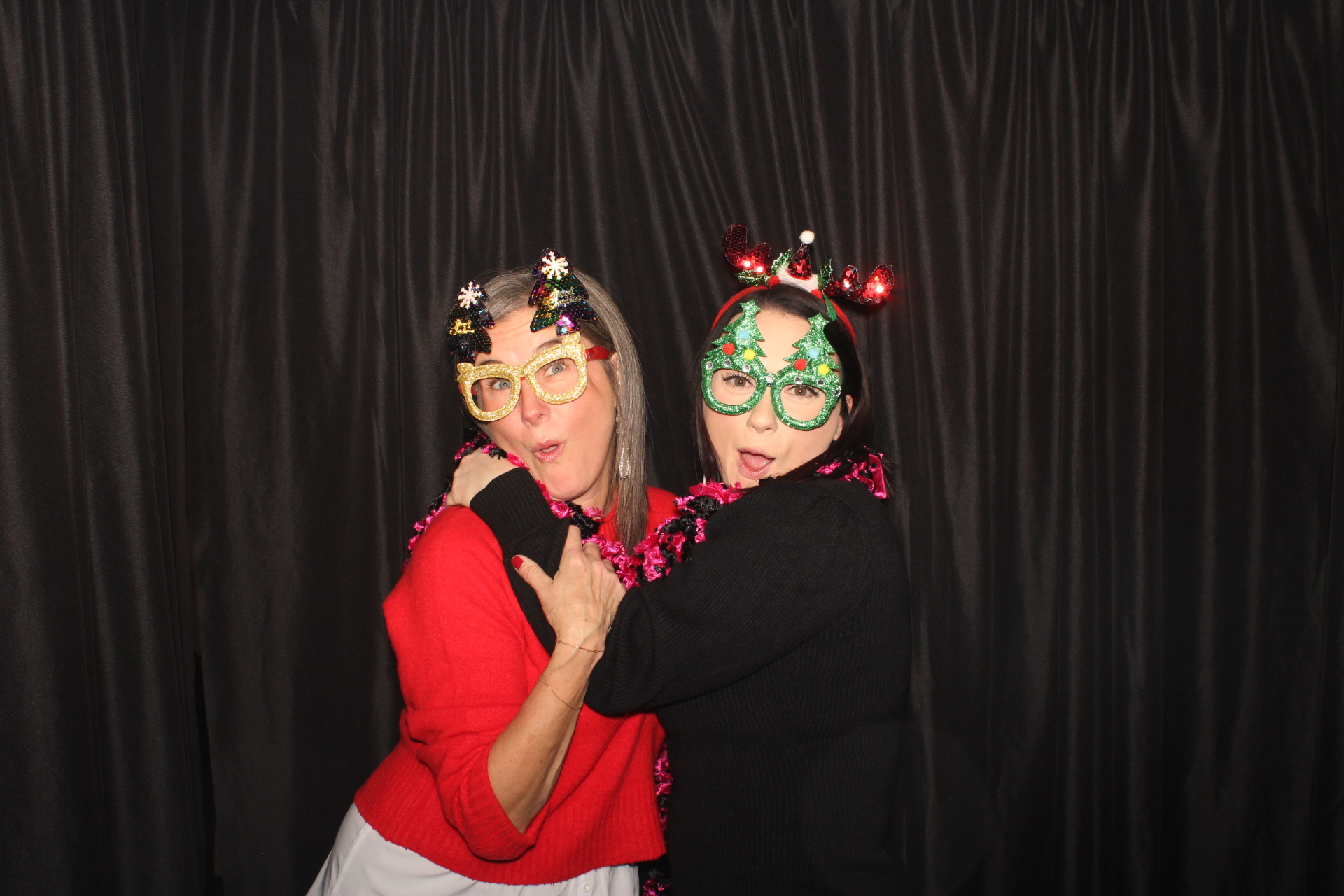A1 Mechanical Holiday Party | View more photos from the event at gallery.photoboothcincy.com/u/PhotoBoothCincy/A1-Mechanical-Holiday-Party