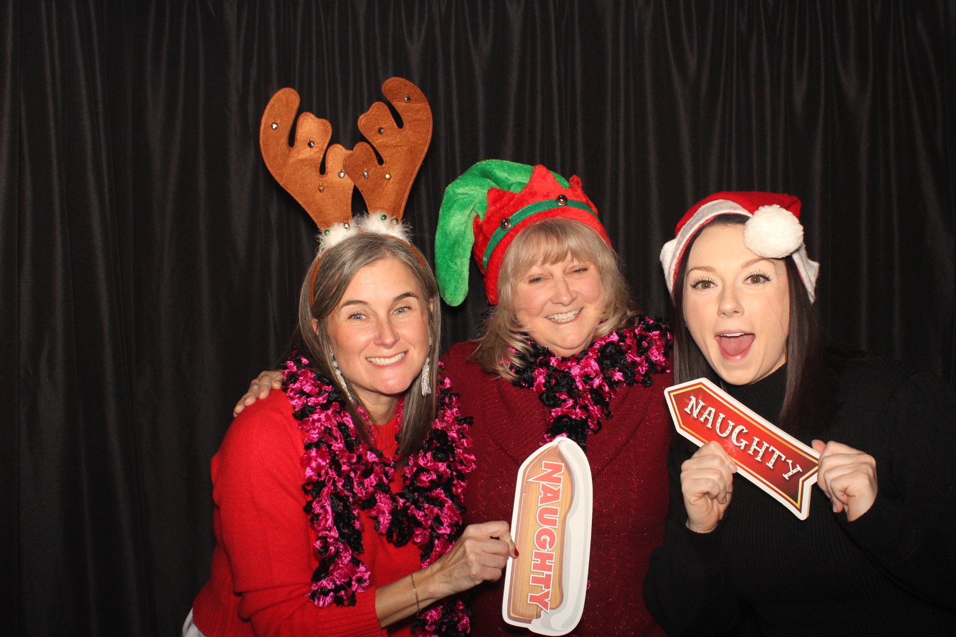 A1 Mechanical Holiday Party | View more photos from the event at gallery.photoboothcincy.com/u/PhotoBoothCincy/A1-Mechanical-Holiday-Party