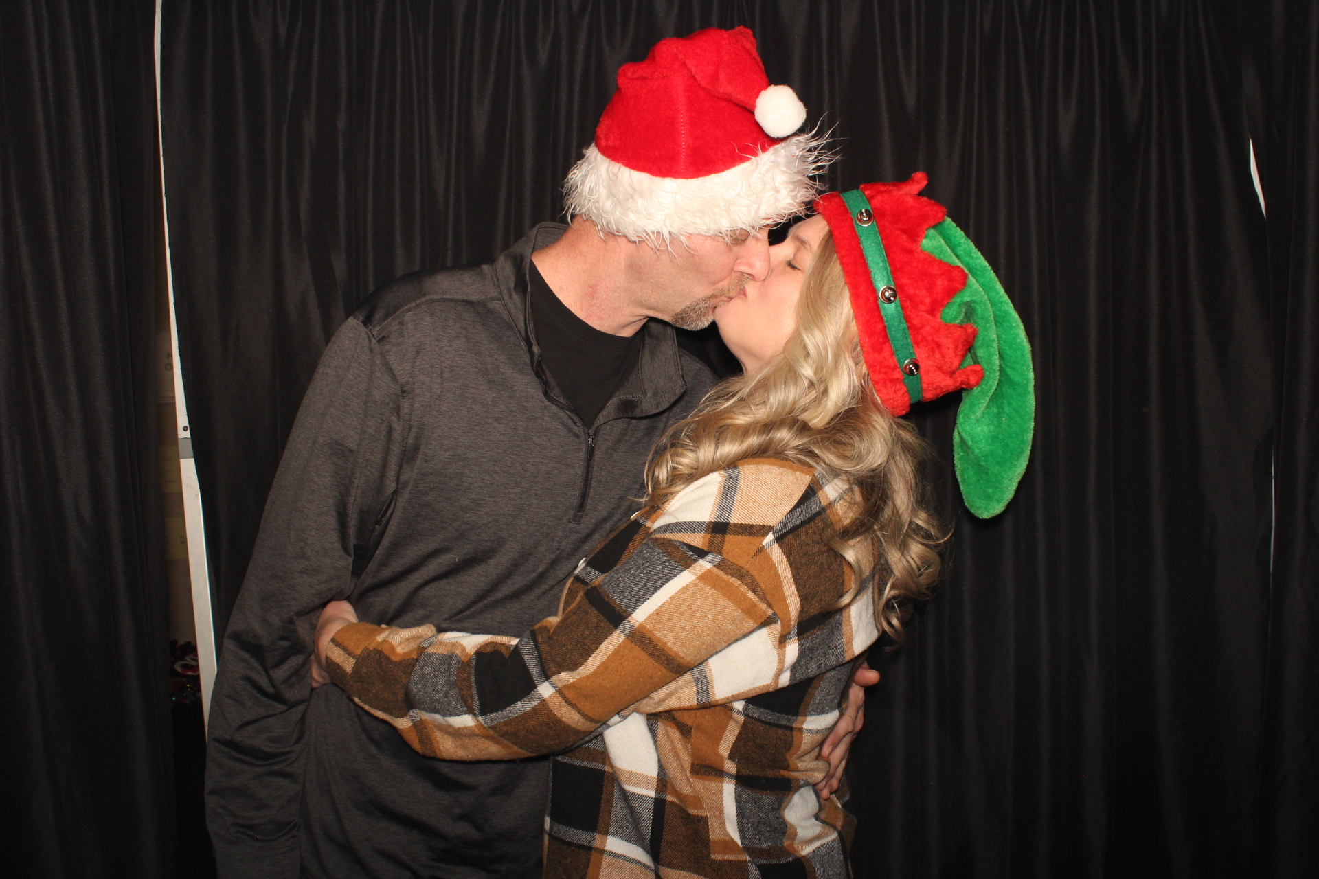 A1 Mechanical Holiday Party | View more photos from the event at gallery.photoboothcincy.com/u/PhotoBoothCincy/A1-Mechanical-Holiday-Party