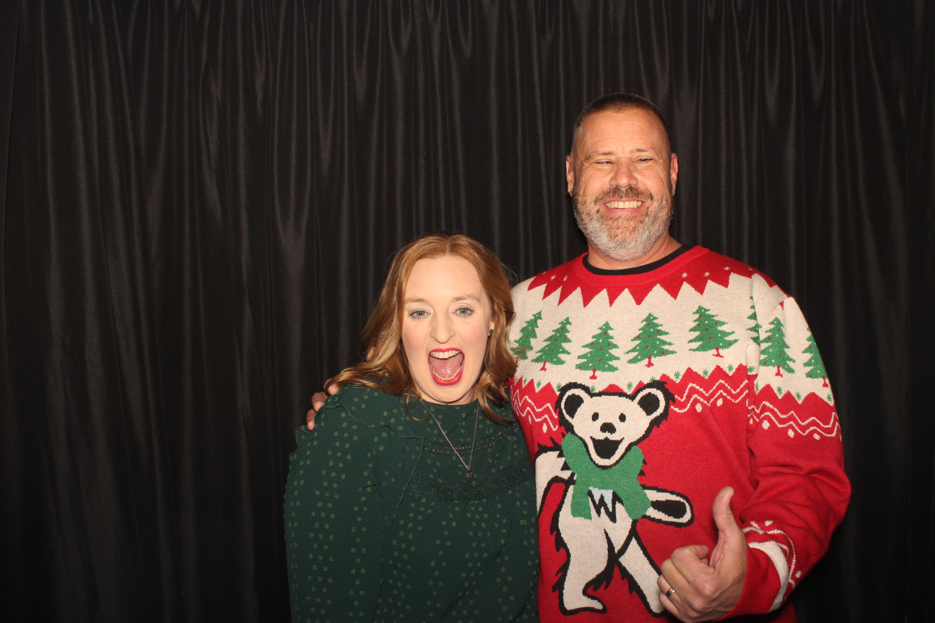 A1 Mechanical Holiday Party | View more photos from the event at gallery.photoboothcincy.com/u/PhotoBoothCincy/A1-Mechanical-Holiday-Party