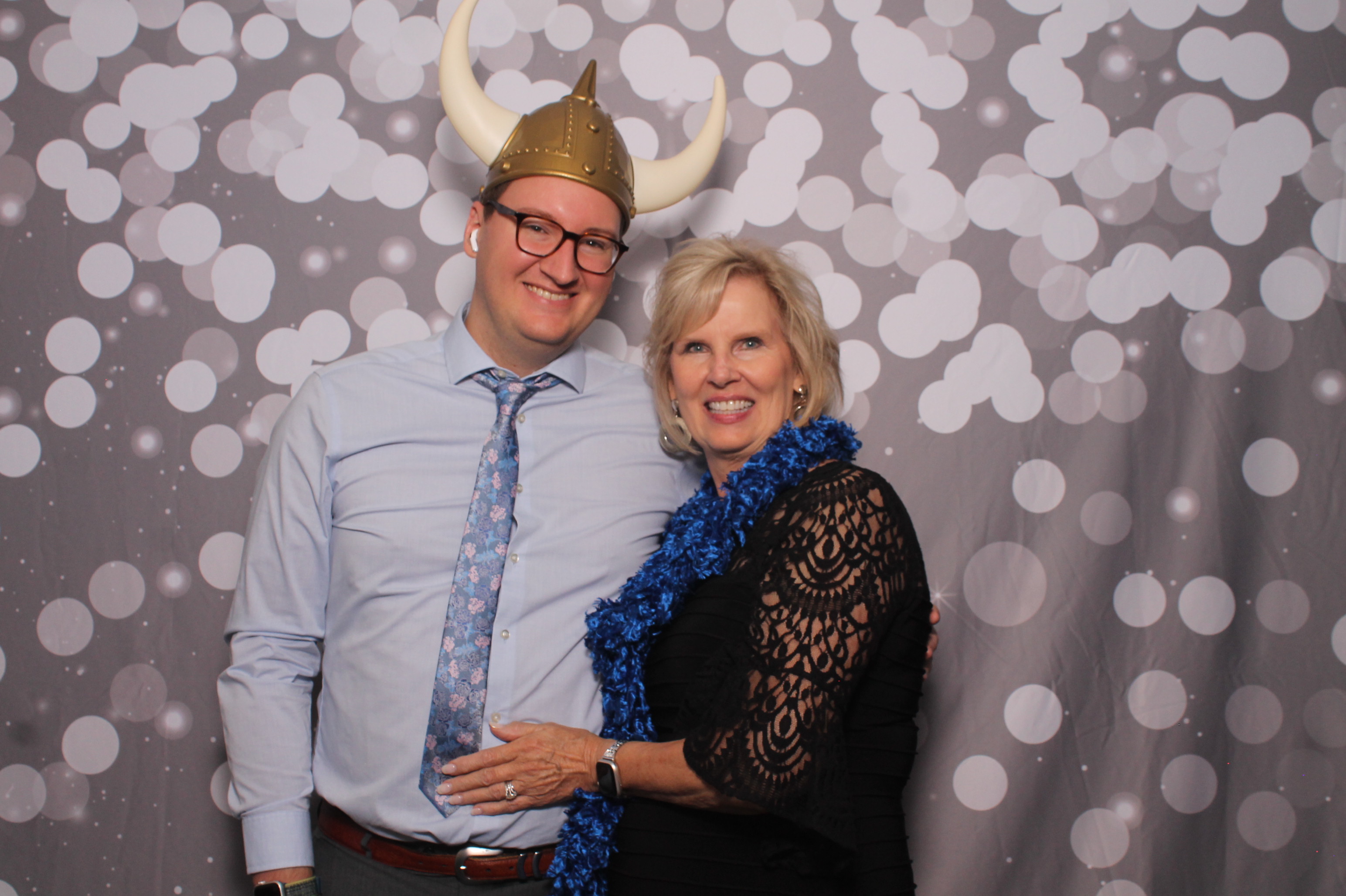 Abby & Zach  | View more photos from the event at gallery.photoboothcincy.com/u/PhotoBoothCincy/Abby-Zach