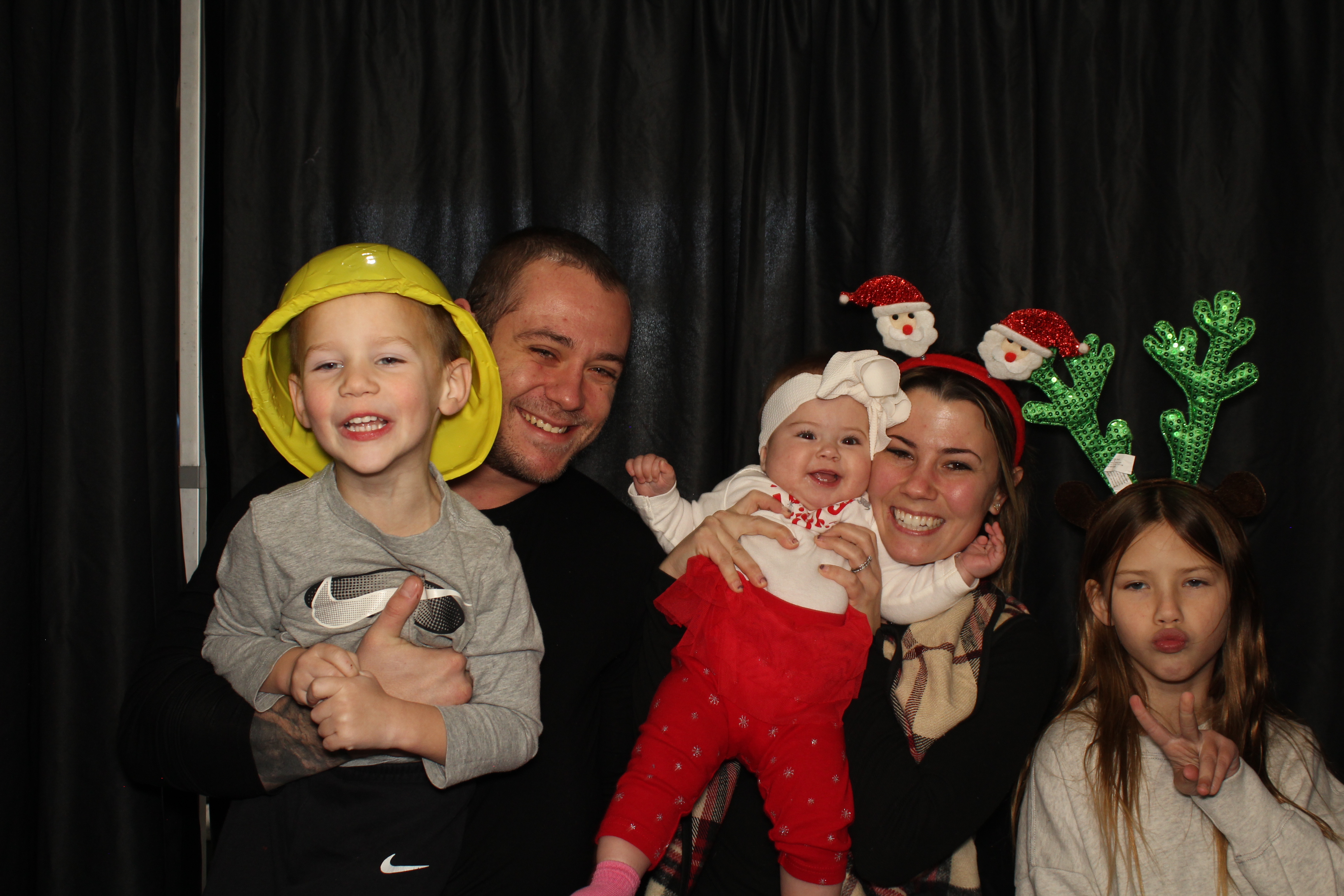 Alkermes Breakfast With Santa | View more photos from the event at gallery.photoboothcincy.com/u/PhotoBoothCincy/Alkermes-Breakfast-With-Santa