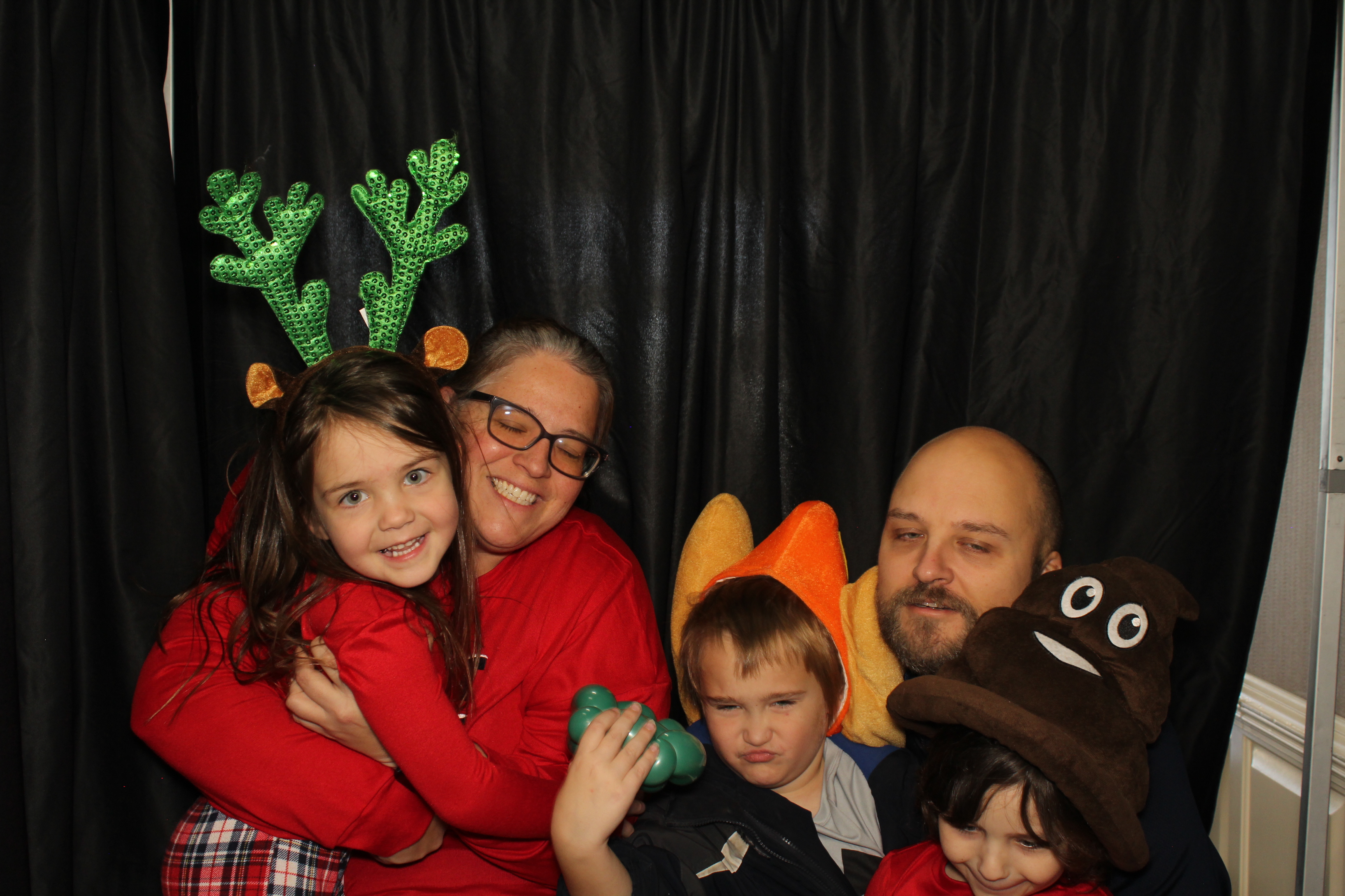 Alkermes Breakfast With Santa | View more photos from the event at gallery.photoboothcincy.com/u/PhotoBoothCincy/Alkermes-Breakfast-With-Santa
